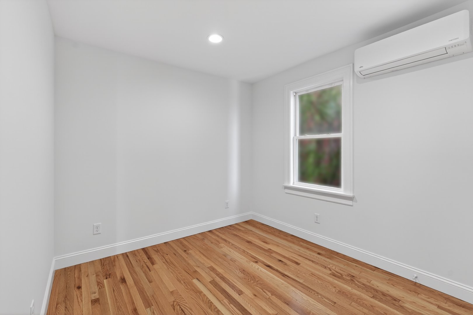 138 Bank Street  #2B Photo 17