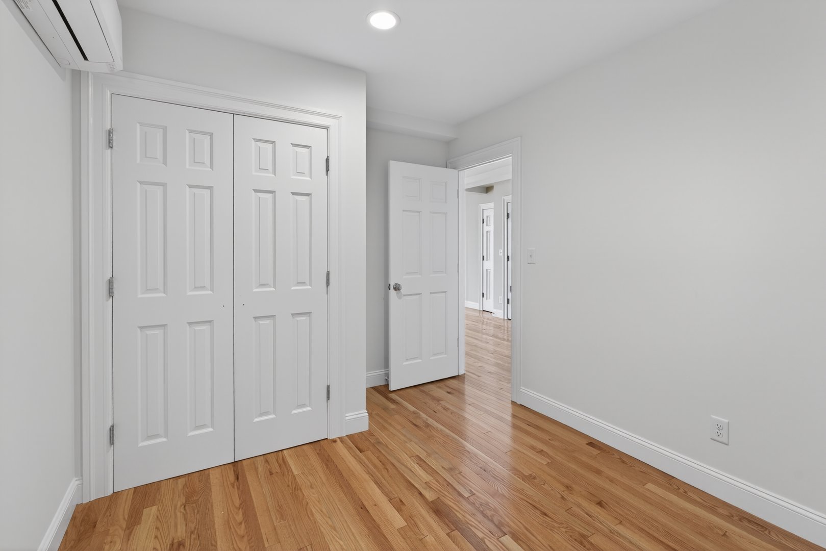 138 Bank Street  #2B Photo 18