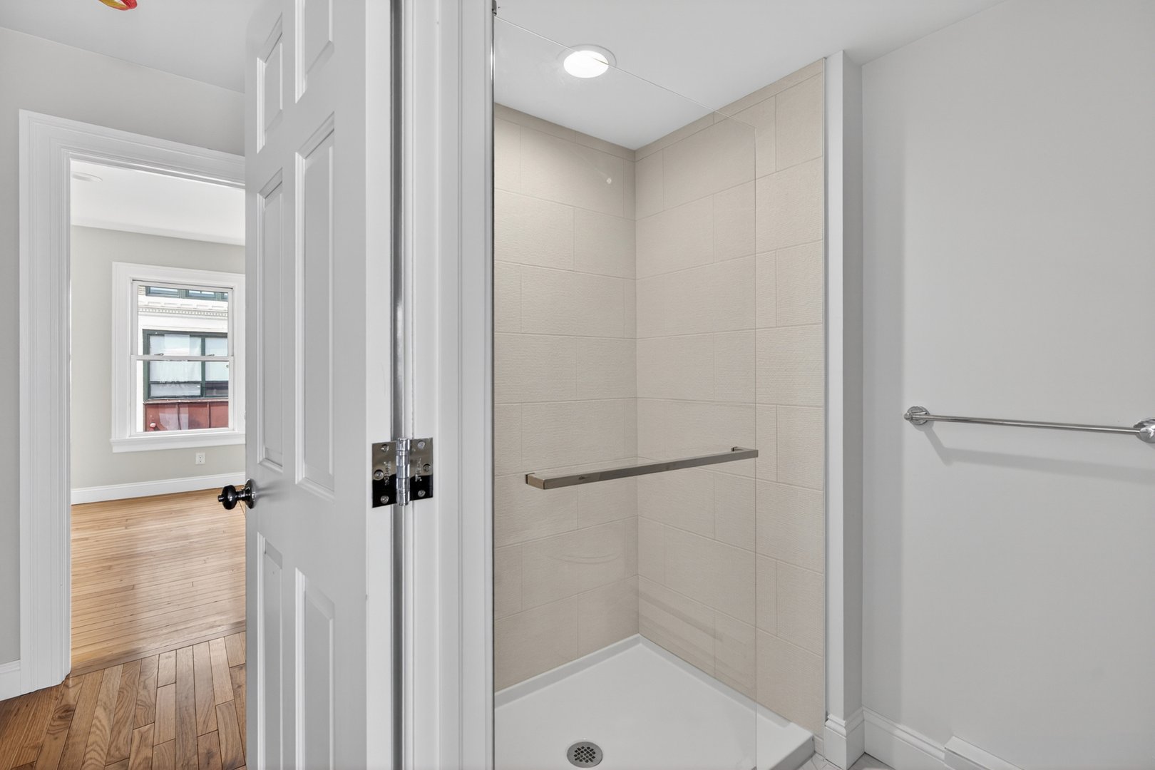 138 Bank Street  #2B Photo 23
