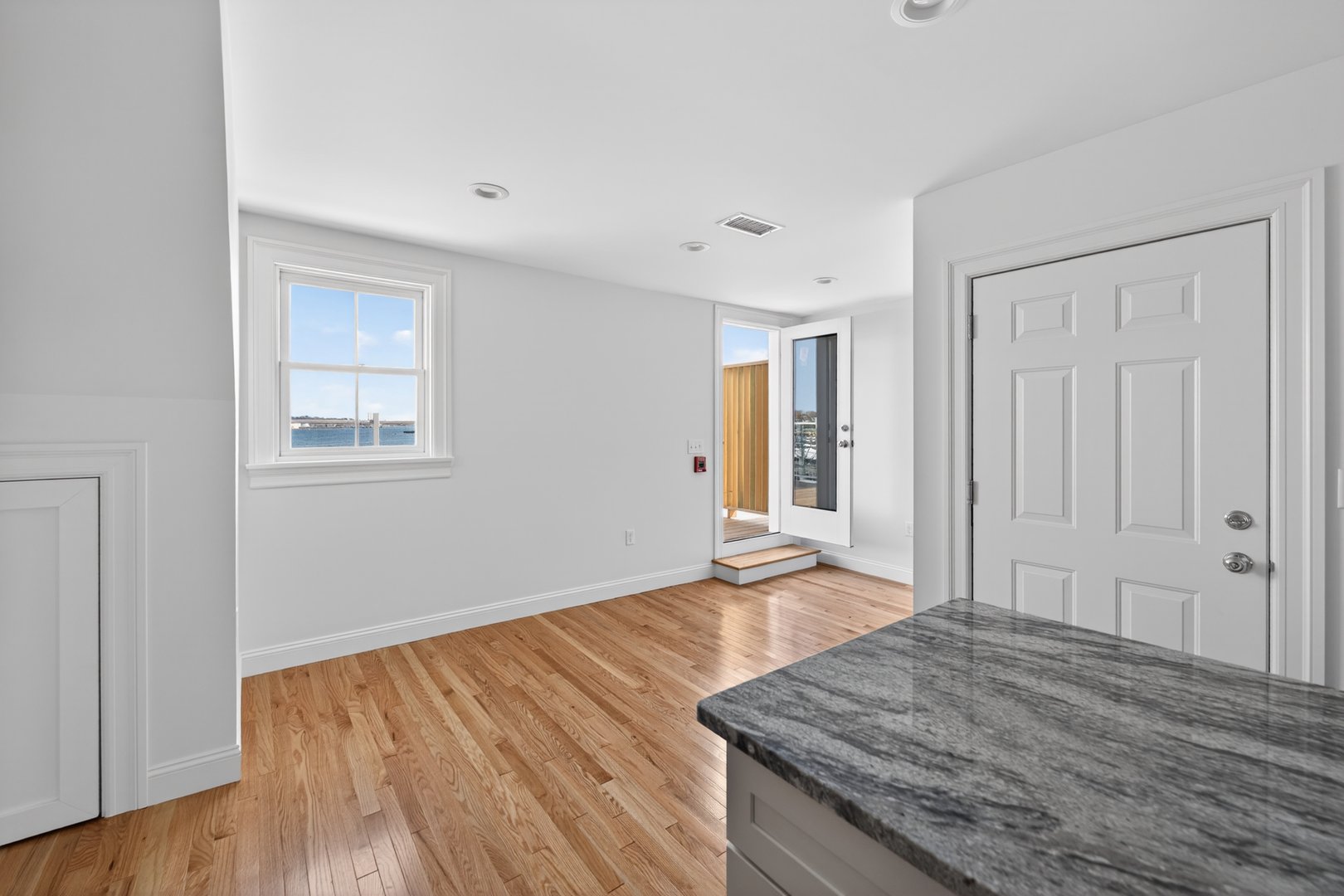 138 Bank Street  #3A Photo 10