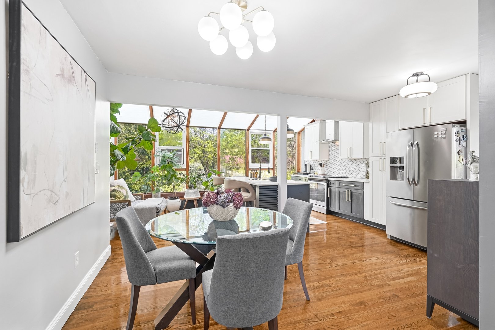 87 Lakeview Avenue Photo 9