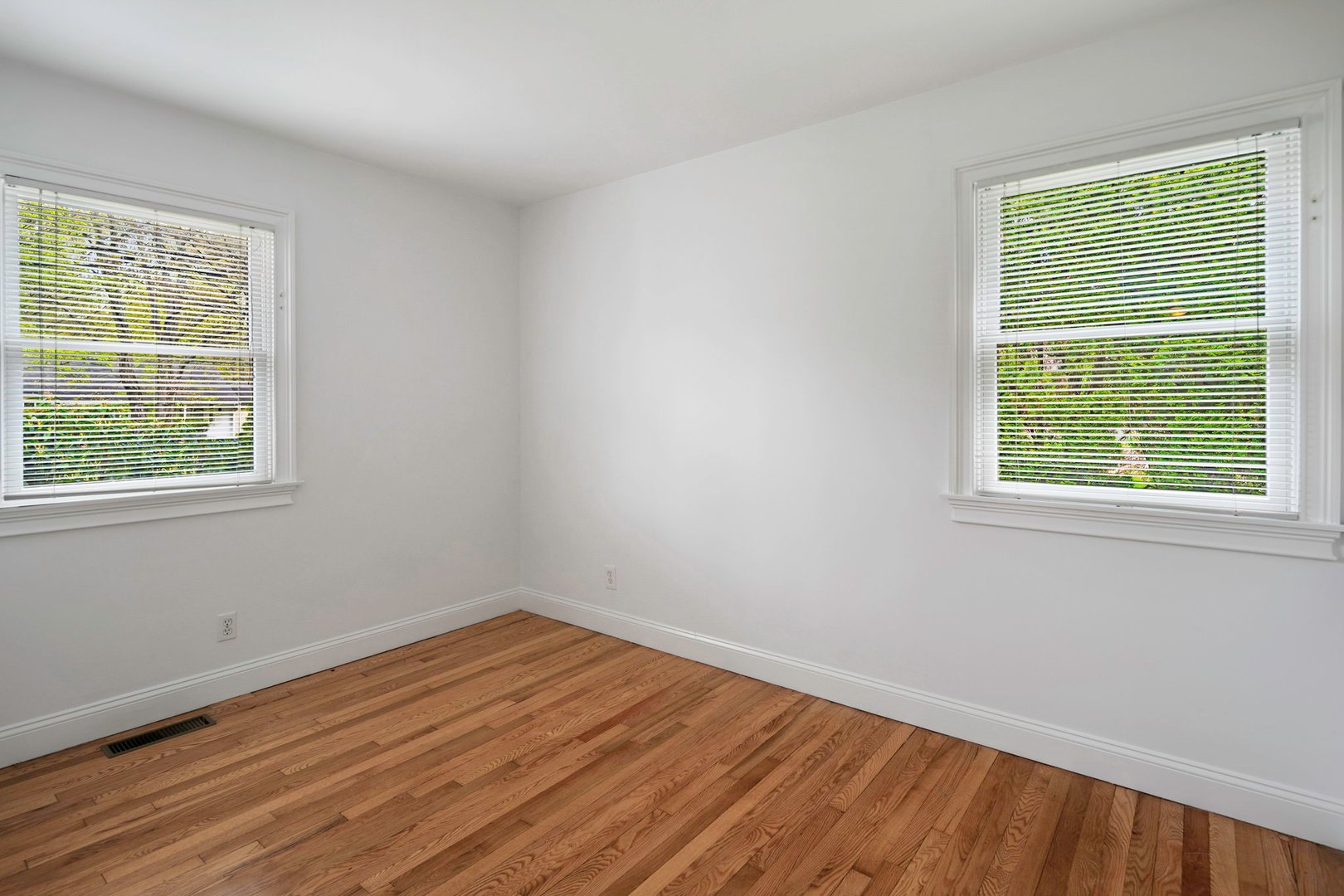 33 Circle Drive Photo 19