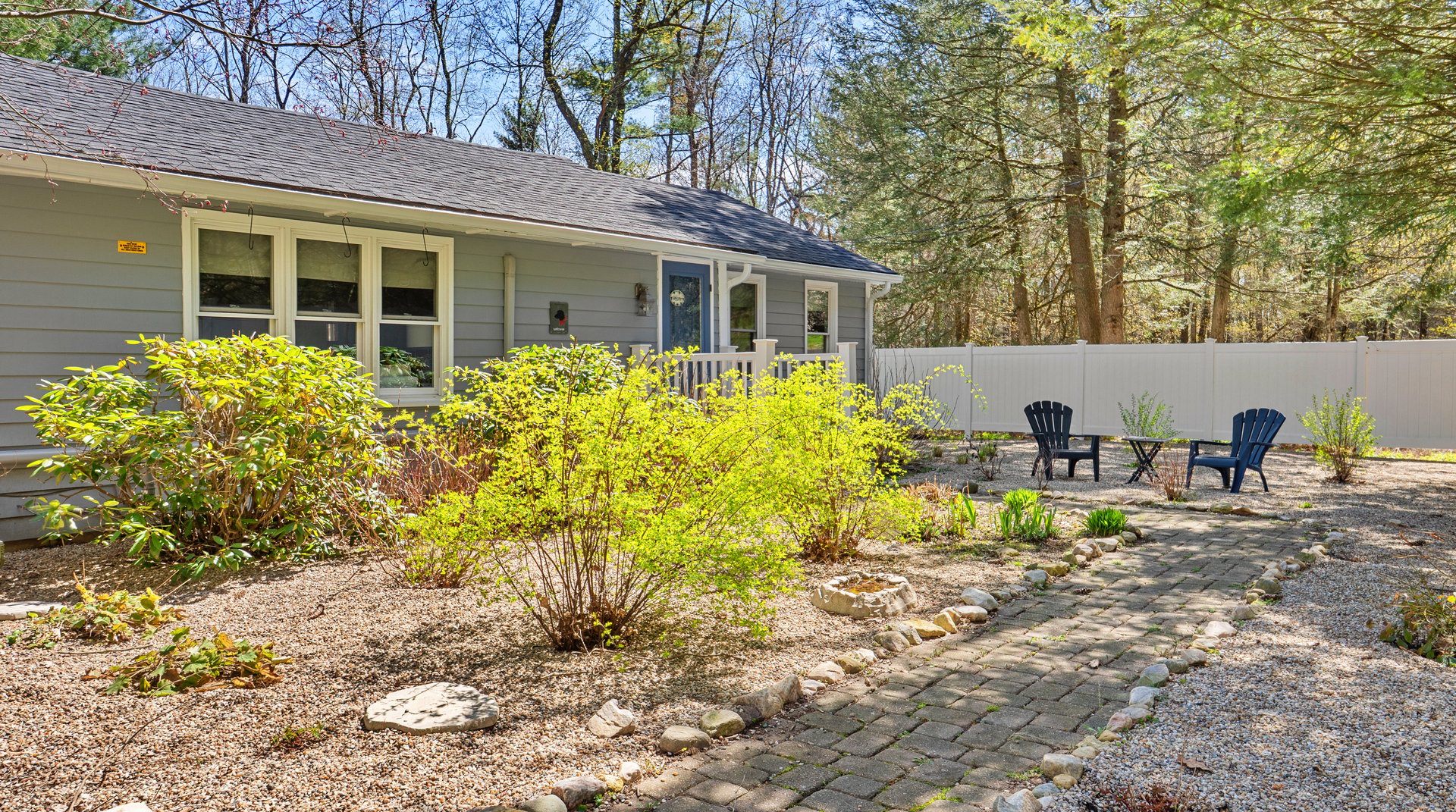 7 Lake Buel Rd Photo 3