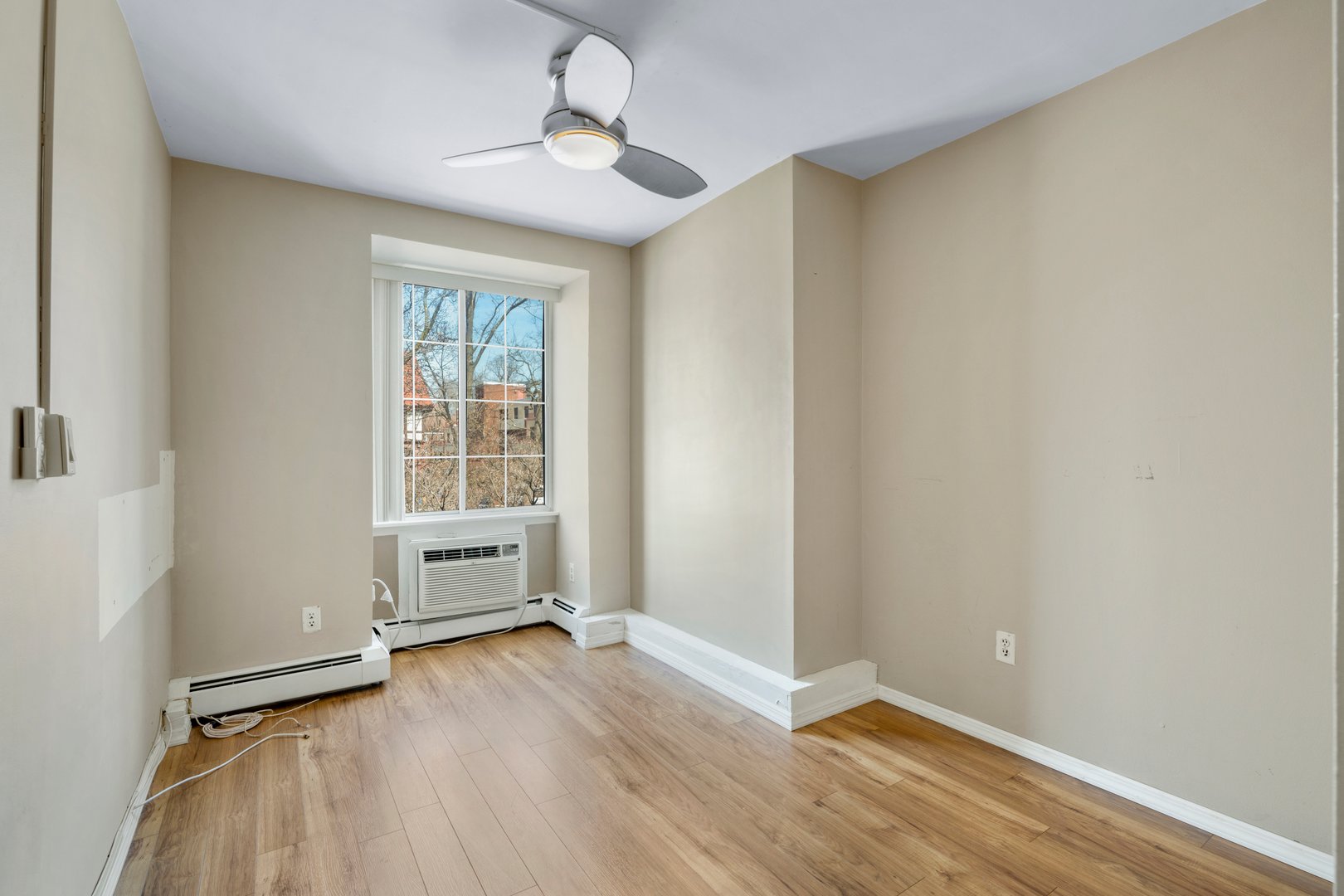 55 N Broadway  #3-14 Photo 29