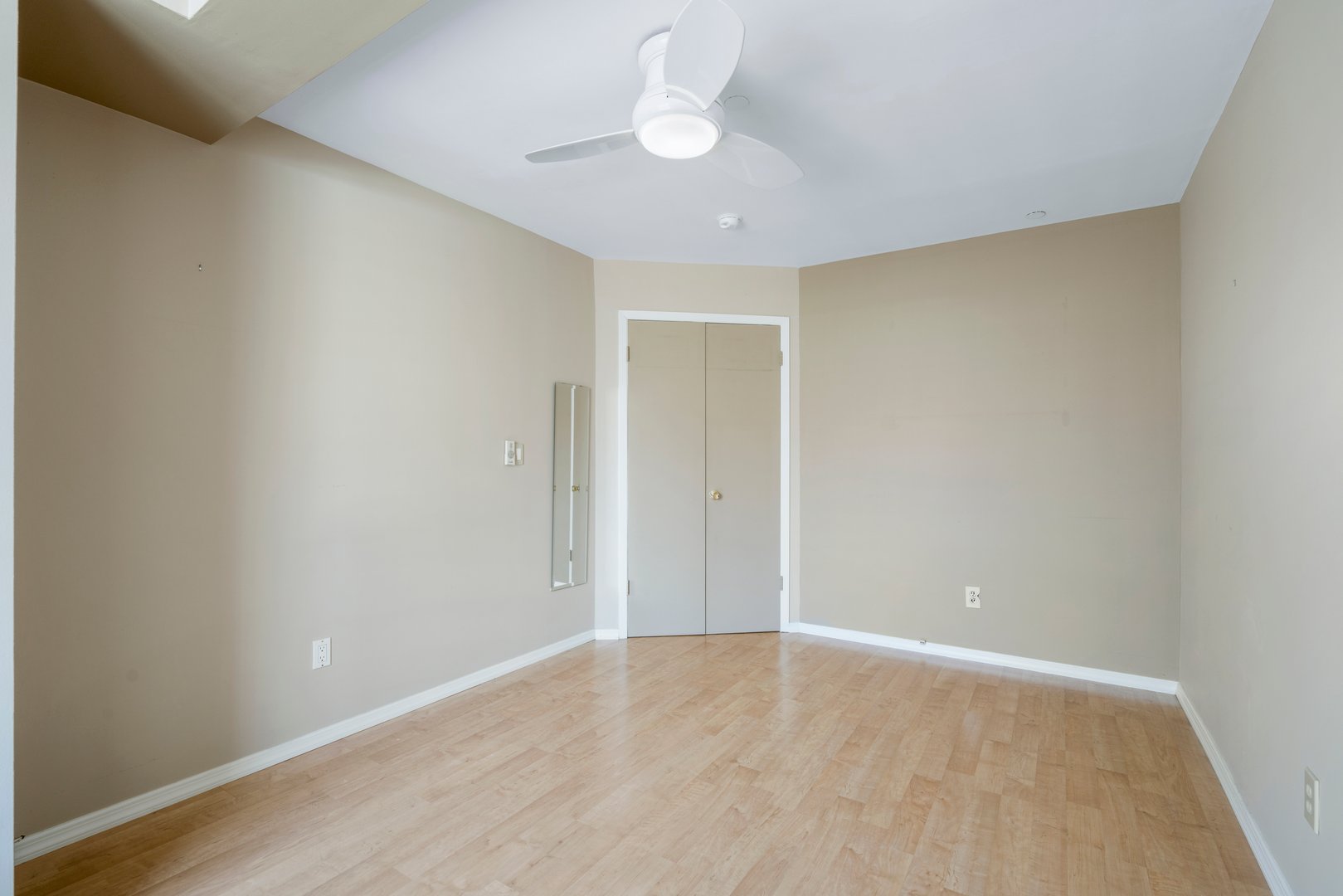 55 N Broadway  #3-14 Photo 33