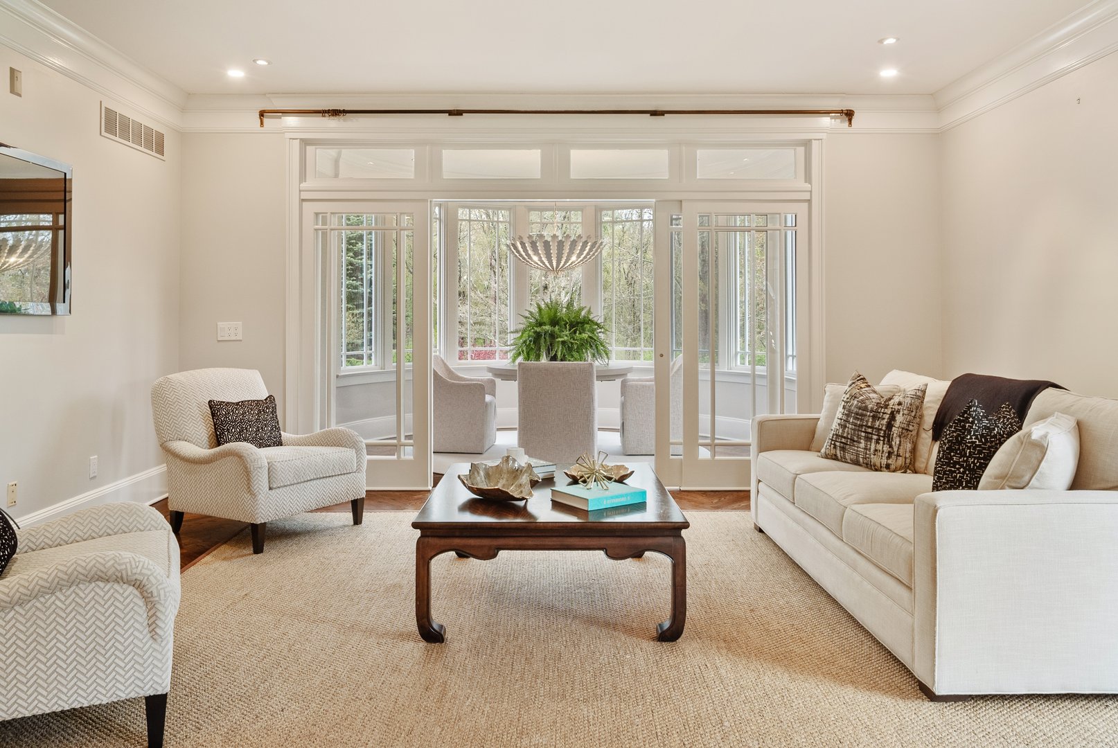 7 Spruce Meadow Court Photo 18