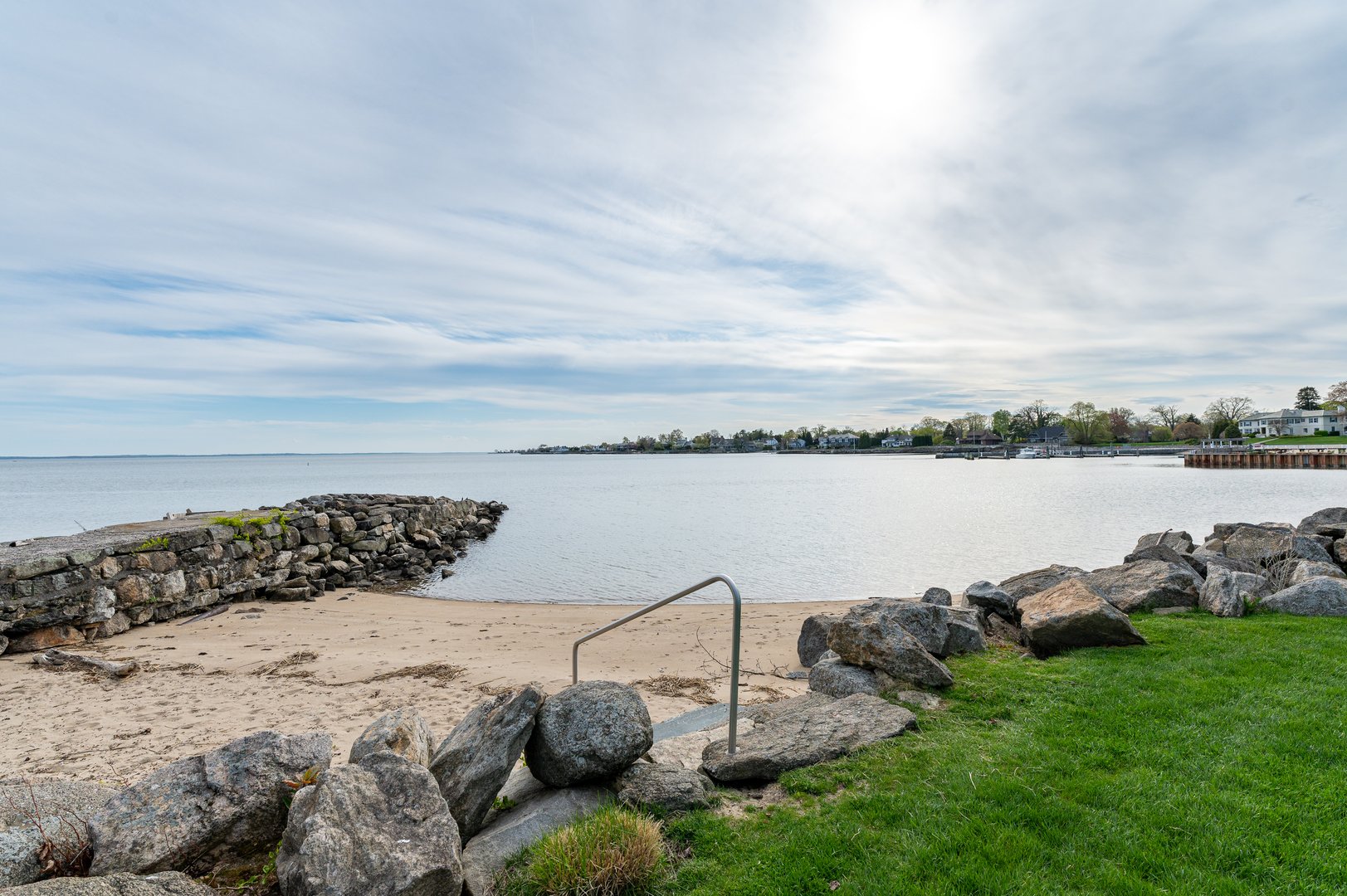 187 Dolphin Cove Quay Photo 32