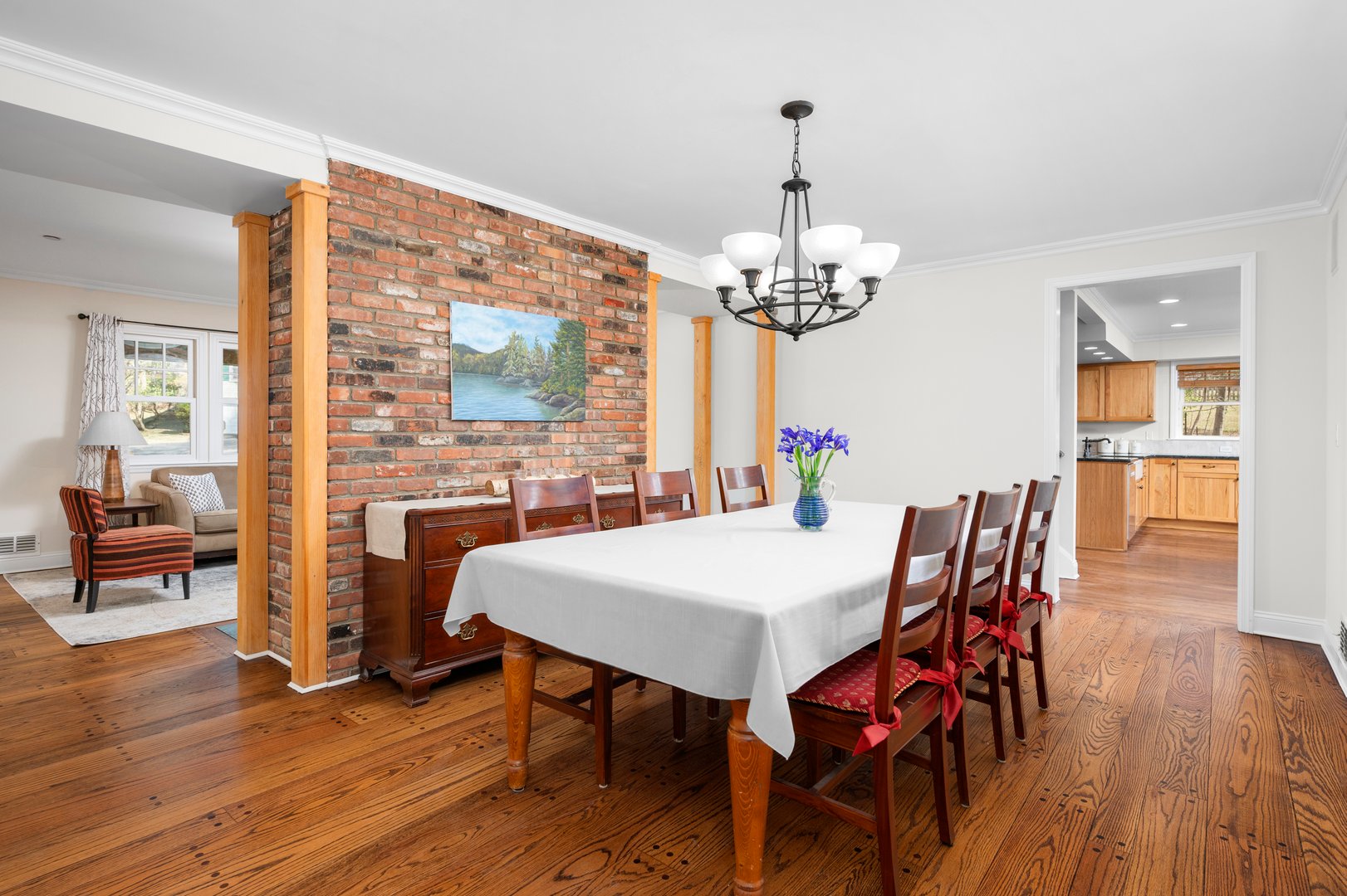 14 Crossways Photo 16