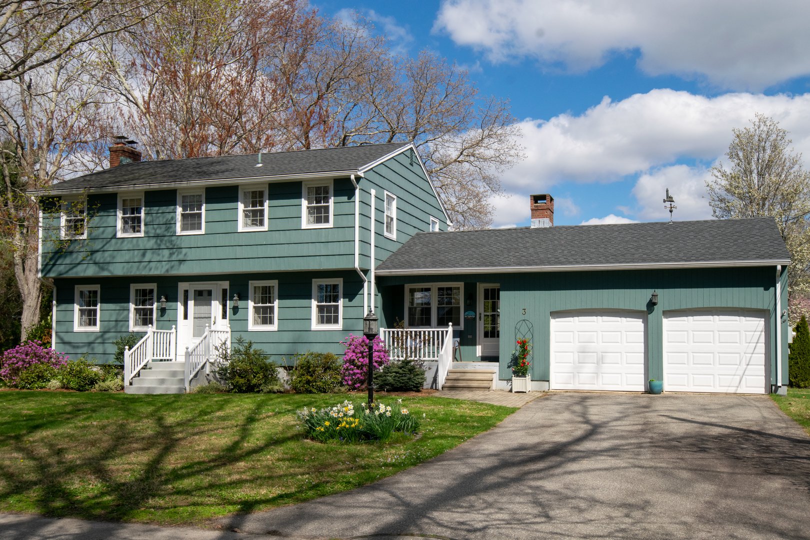 3 Deerfield Road Photo 1
