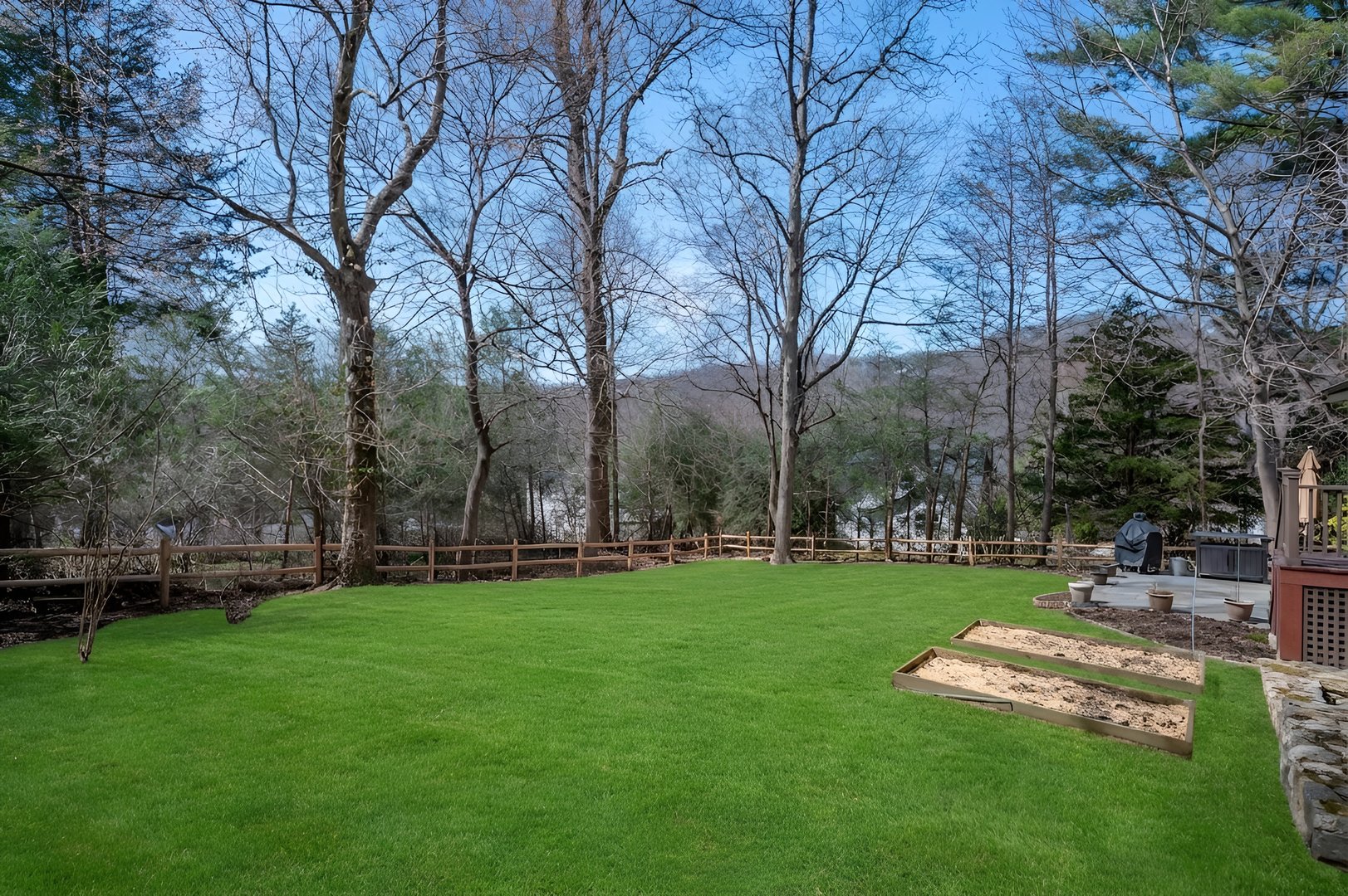 14 Crossways Photo 4