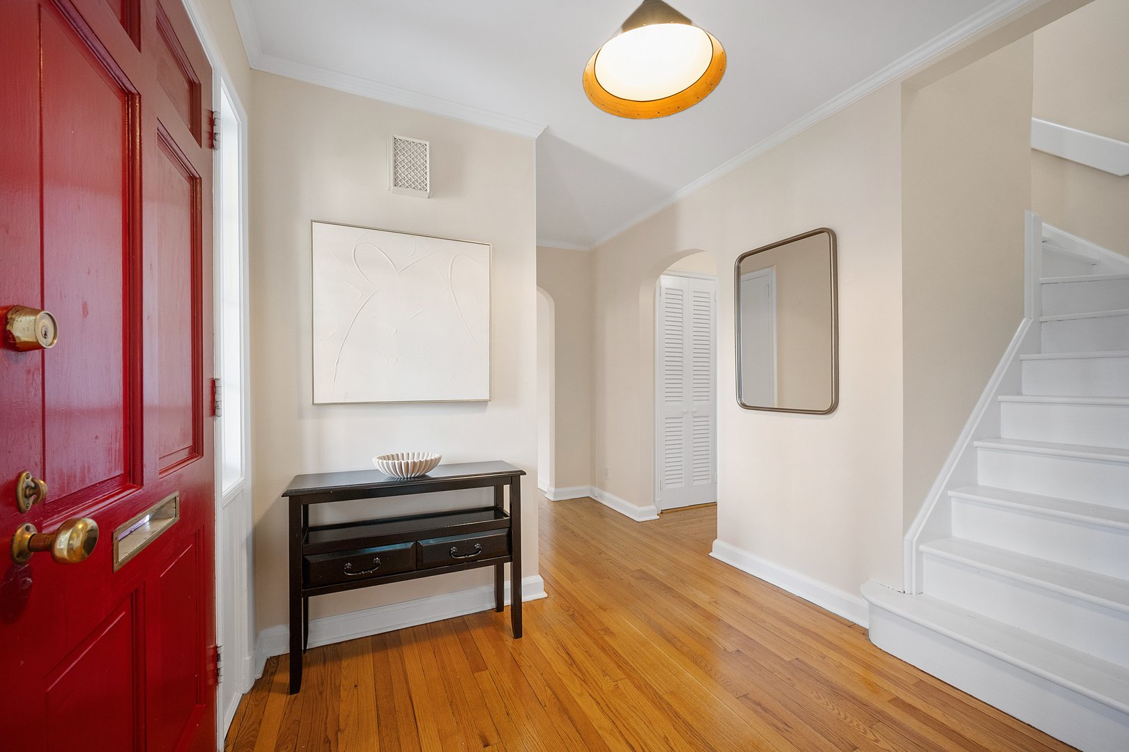 52 Midland Avenue Photo 6