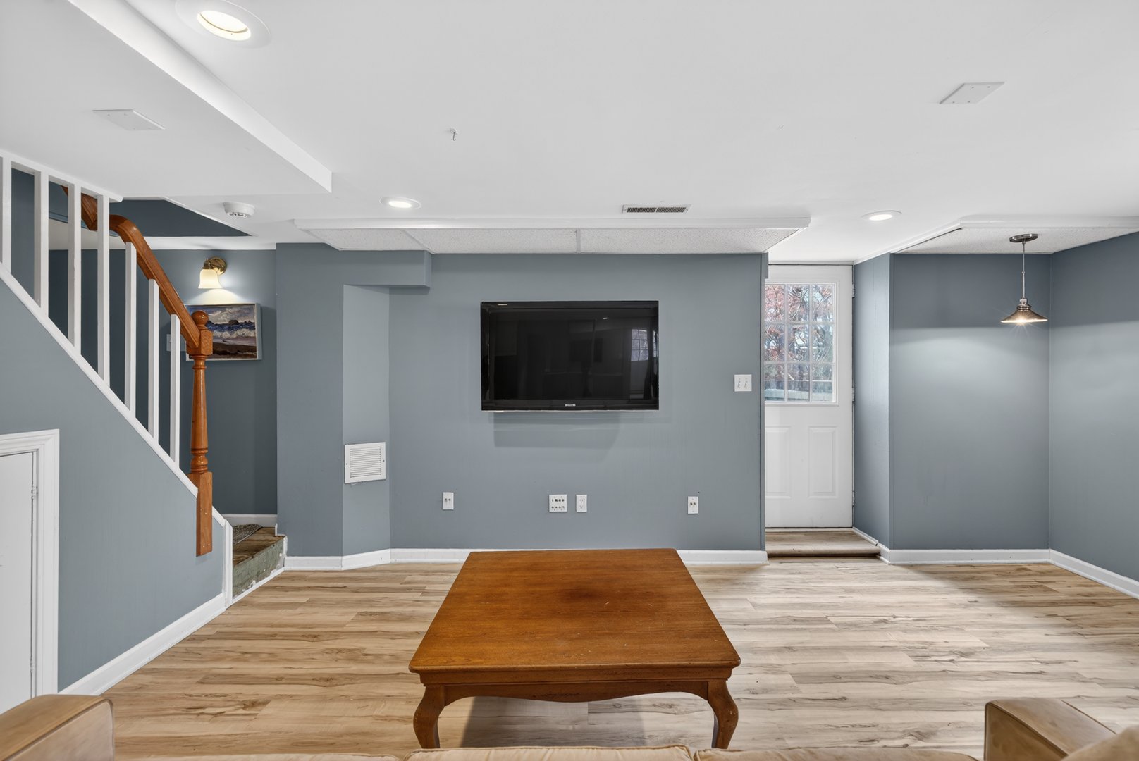 203 Burroughs Road Photo 18
