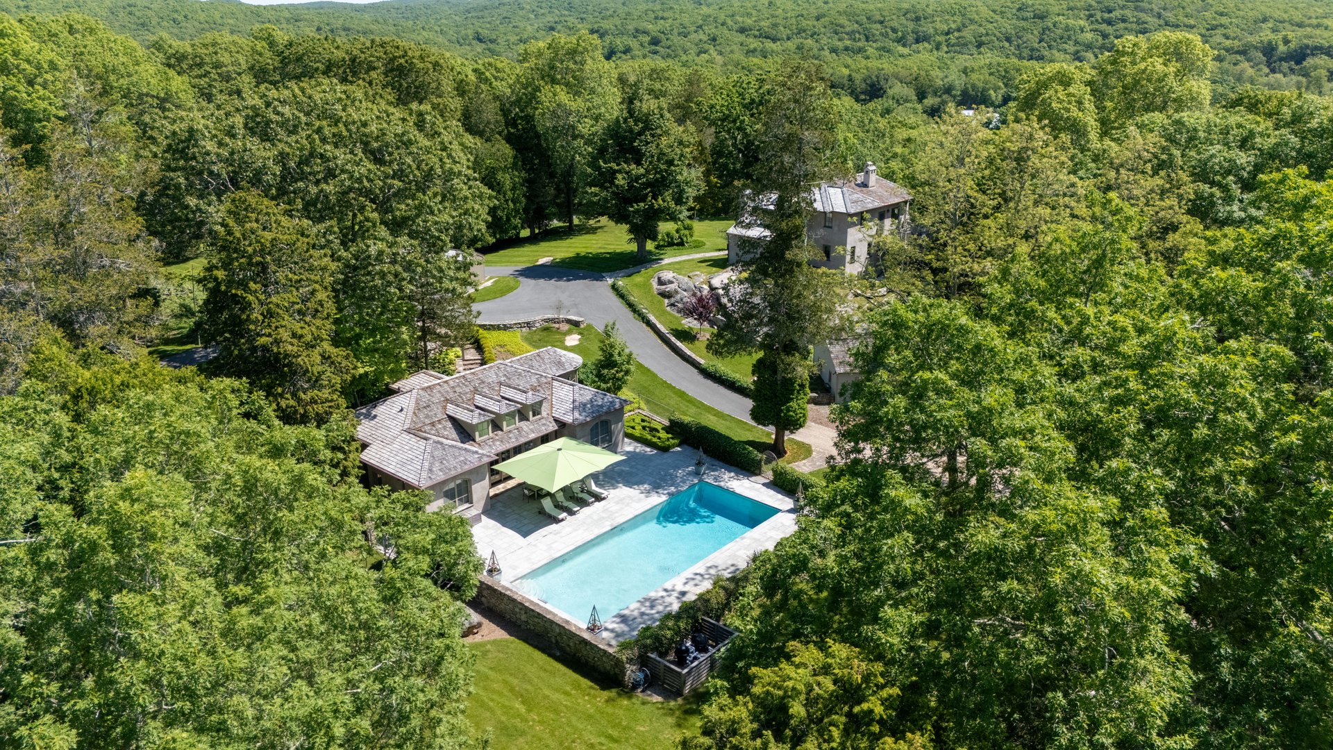213 Beaver Brook Road Photo 6
