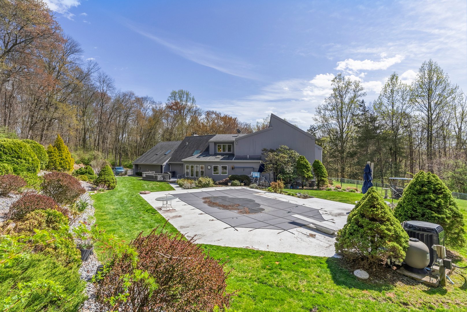 146 Lantern Park Lane South Photo 4