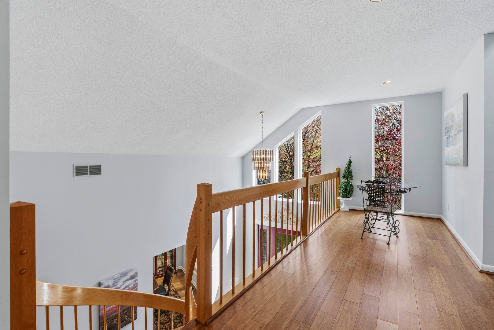 146 Lantern Park Lane South Photo 21