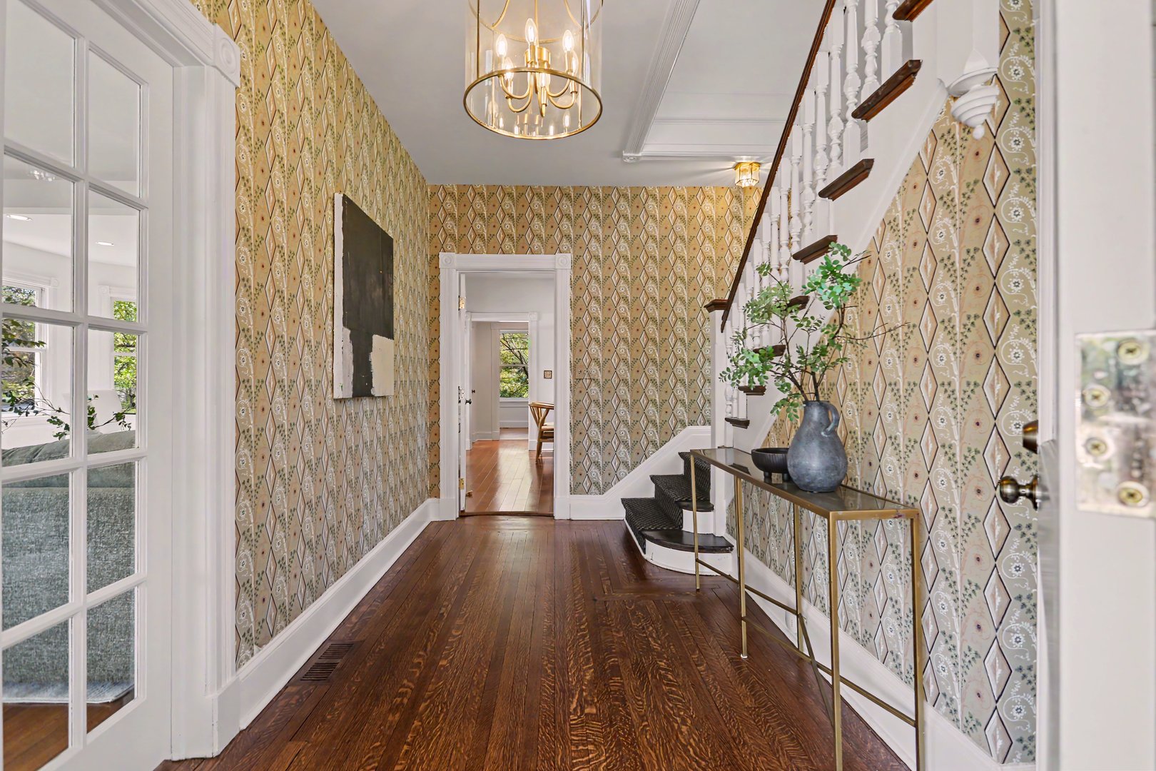 462 Riverside Avenue Photo 4