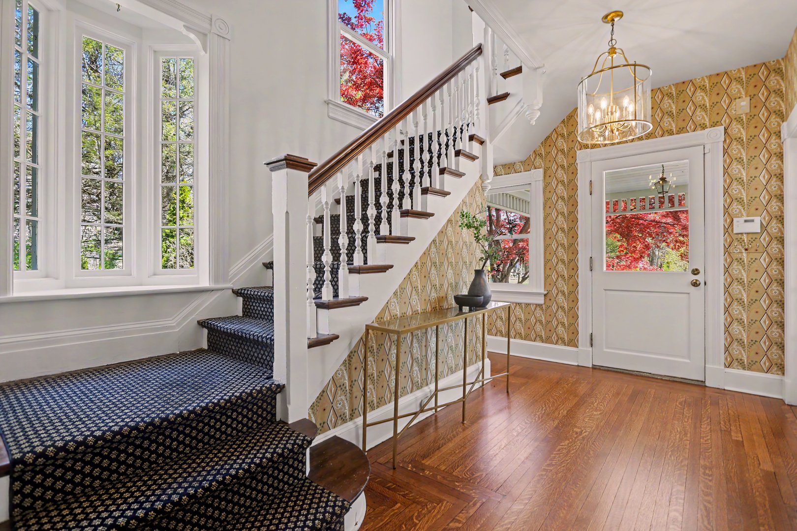 462 Riverside Avenue Photo 6