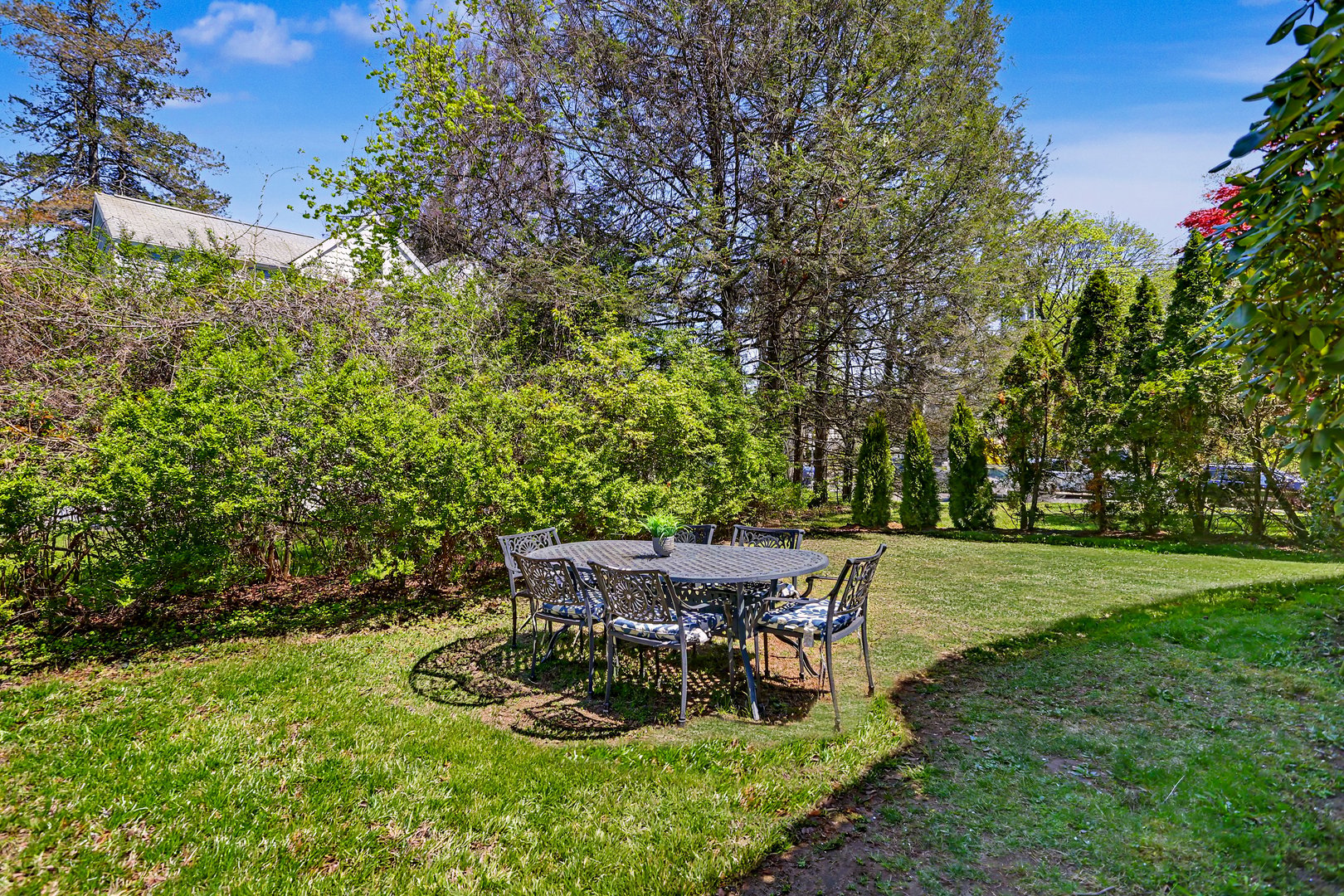 462 Riverside Avenue Photo 30