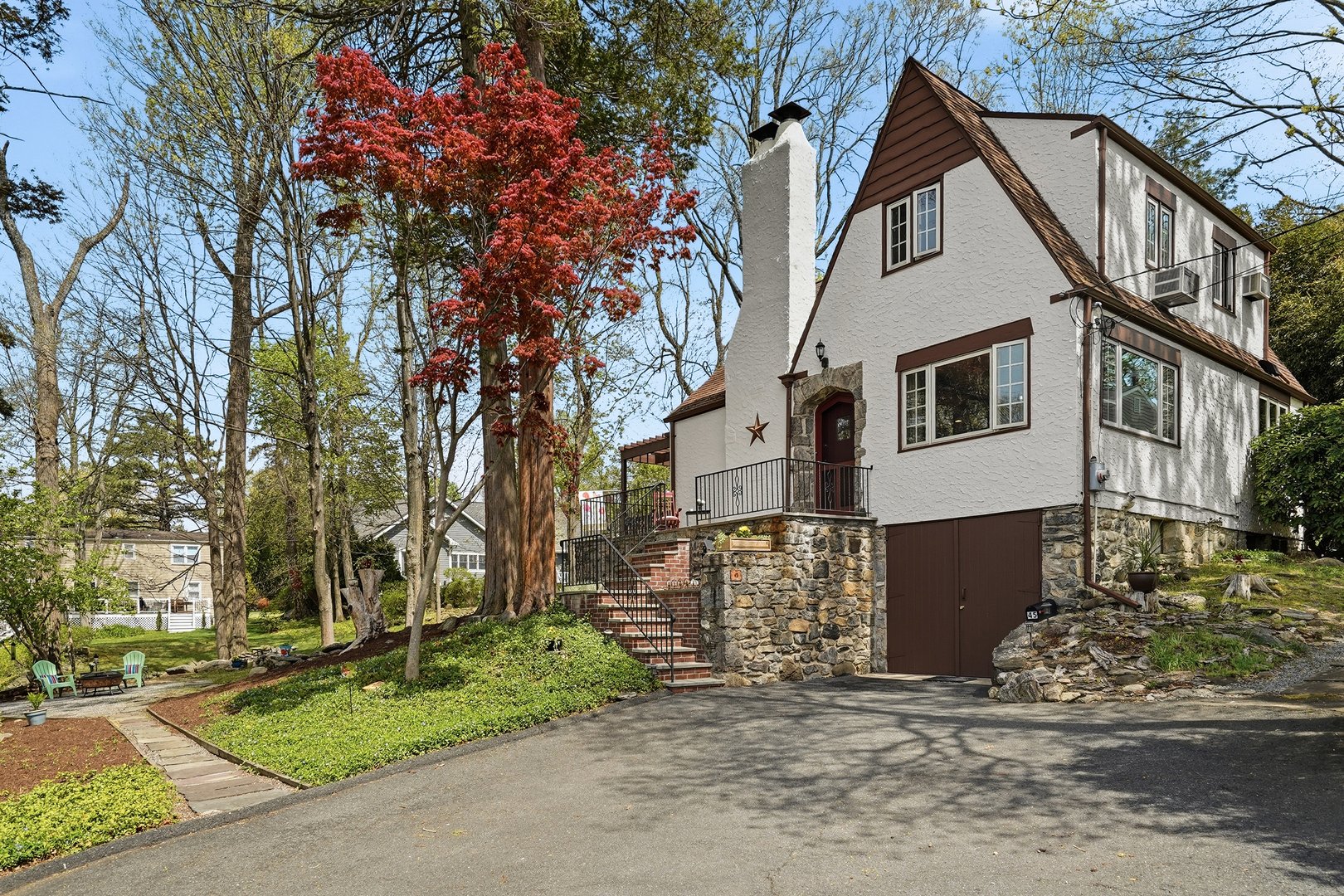 45 Chestnut Street Photo 3