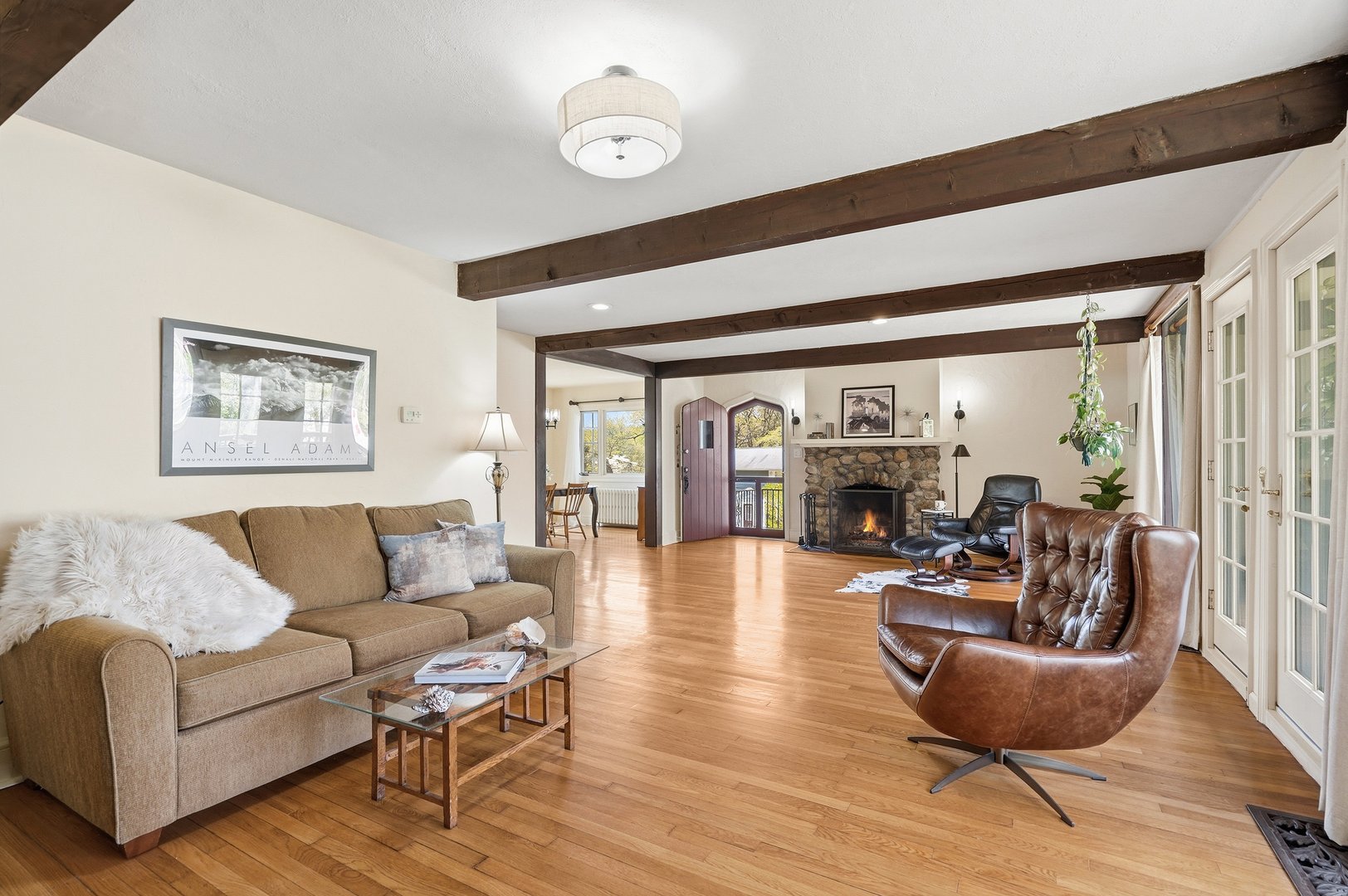 45 Chestnut Street Photo 11