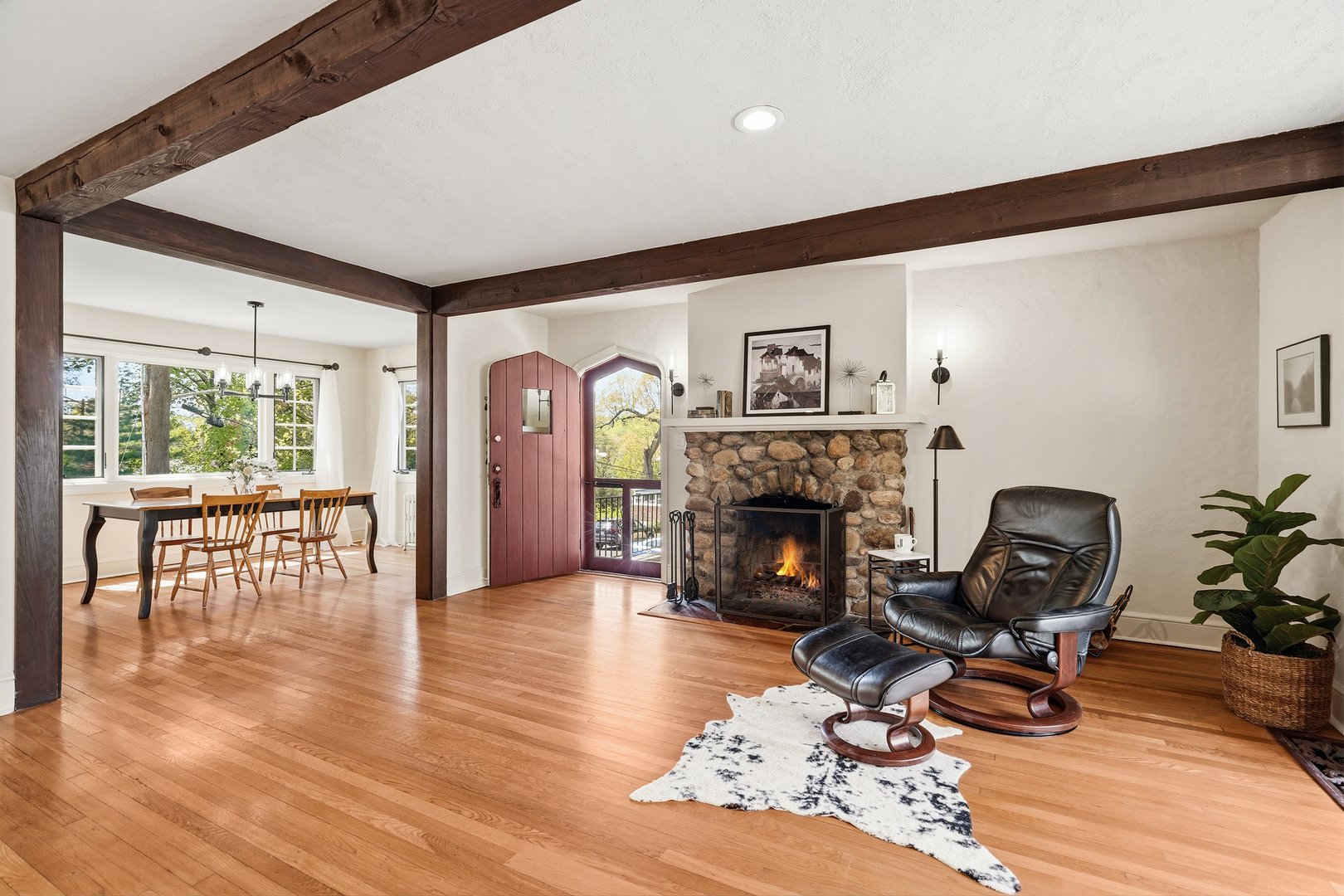 45 Chestnut Street Photo 13