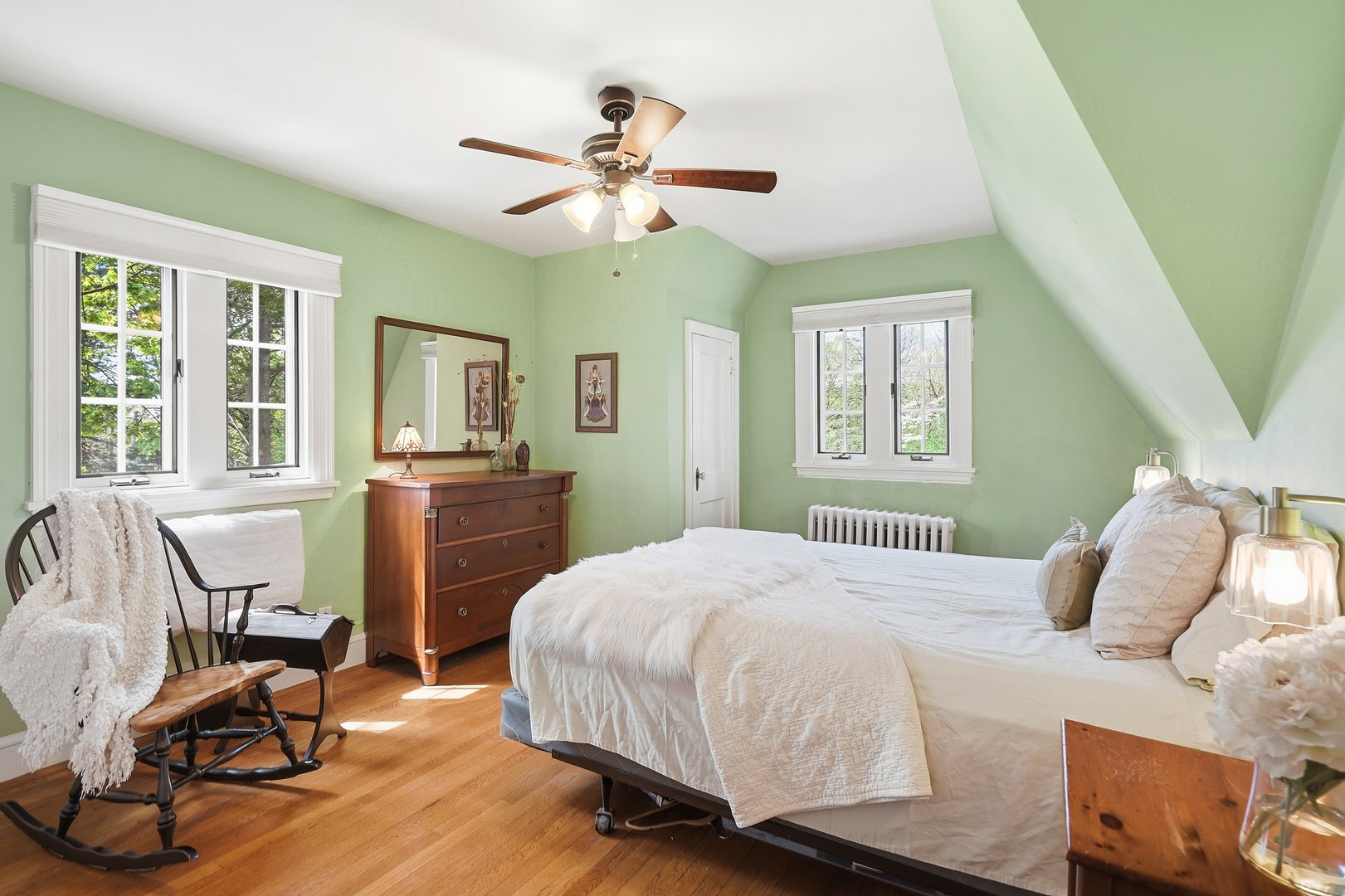 45 Chestnut Street Photo 27