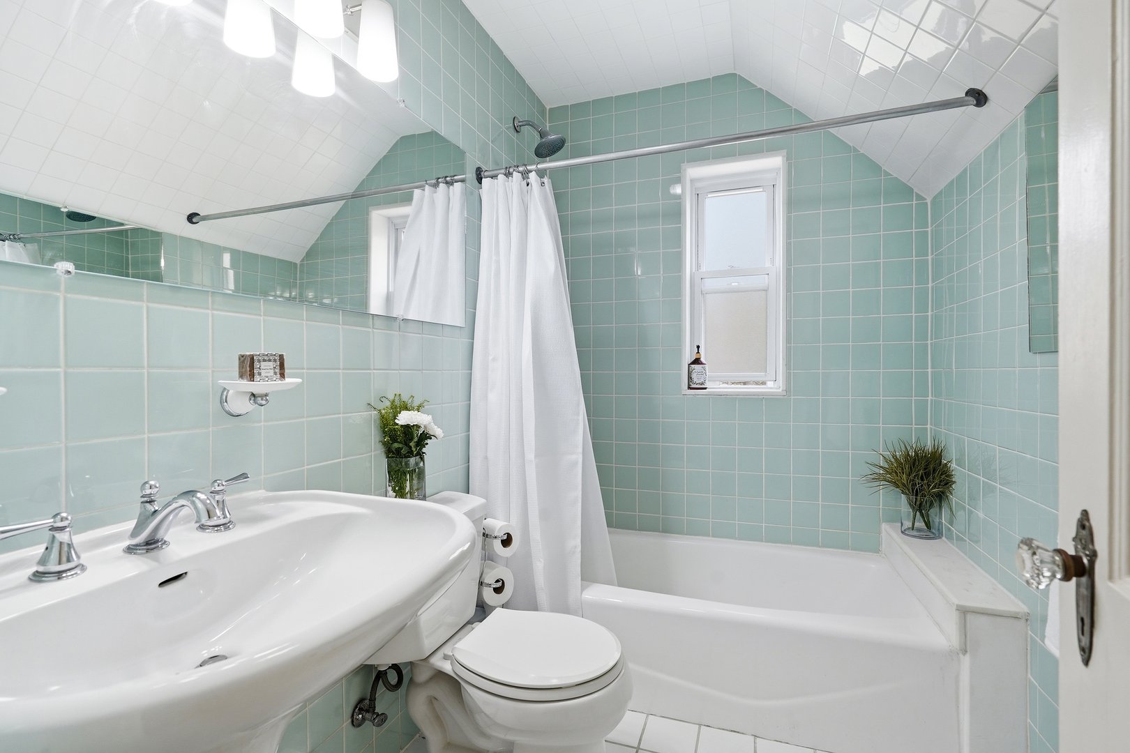 45 Chestnut Street Photo 31