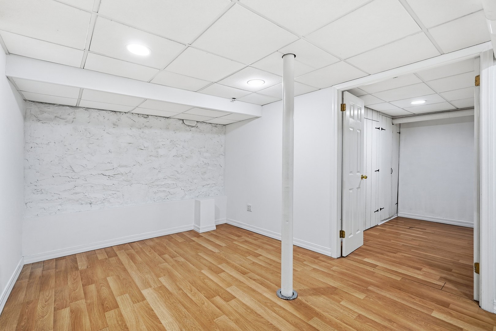 45 Chestnut Street Photo 32