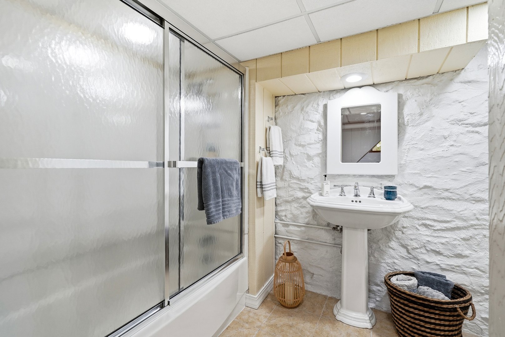 45 Chestnut Street Photo 36