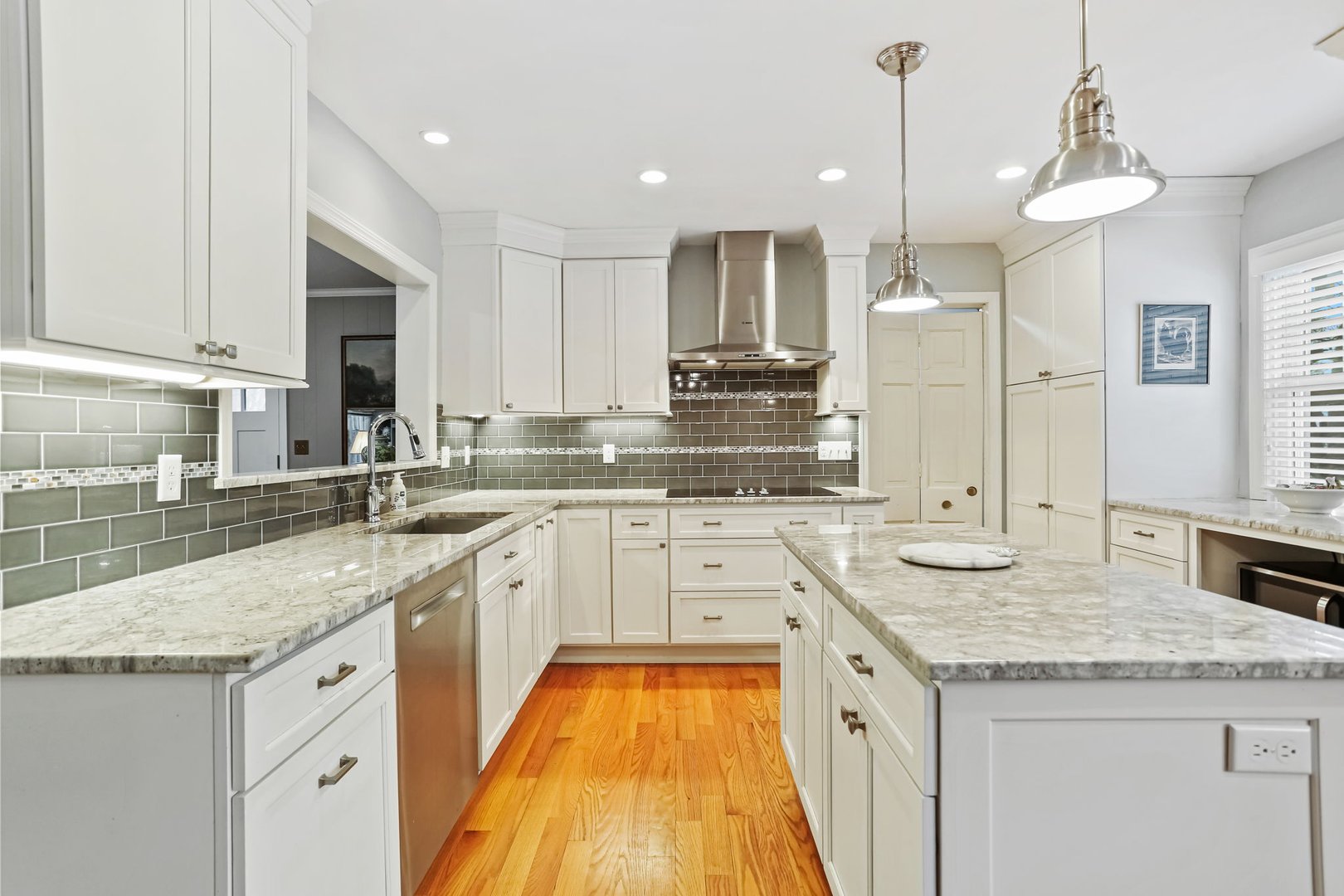 184 Rosemere Avenue Photo 3