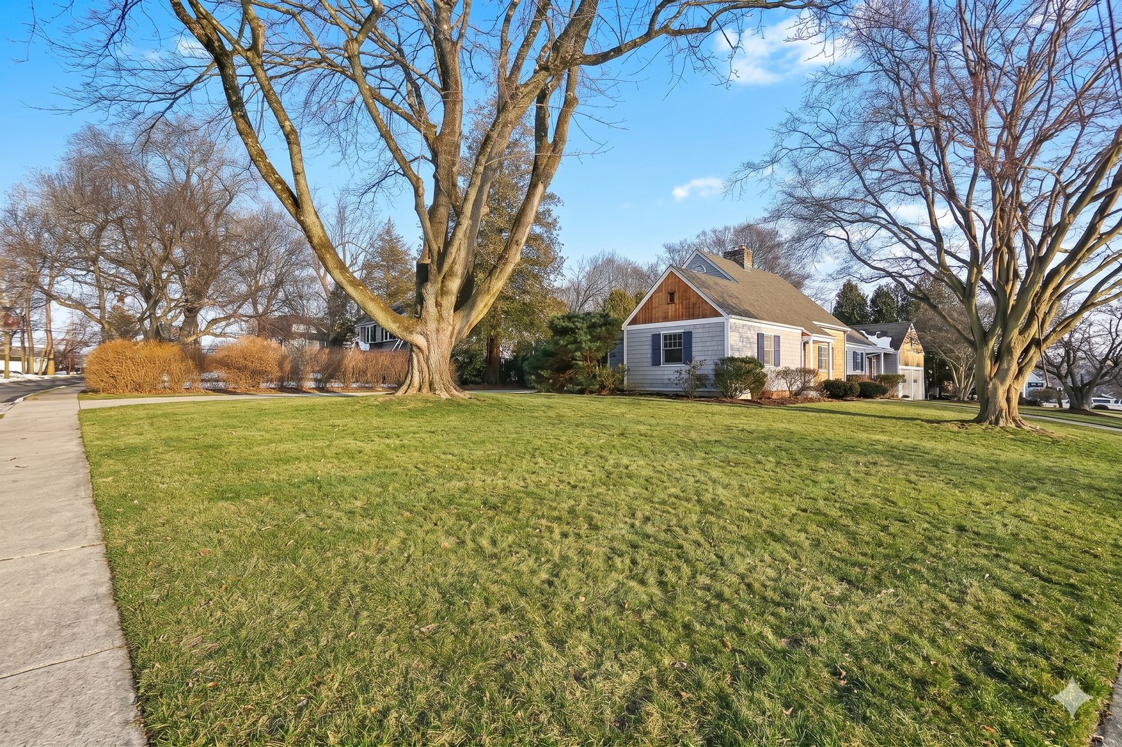 184 Rosemere Avenue Photo 1