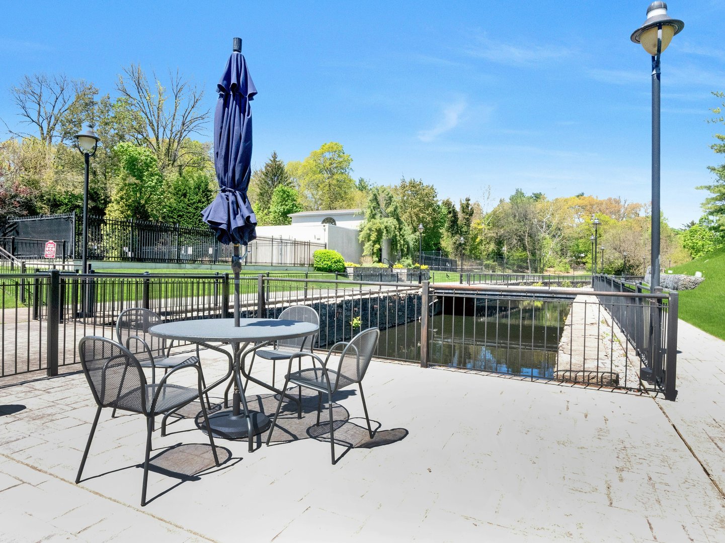 1 Scarsdale Road  #319 Photo 23