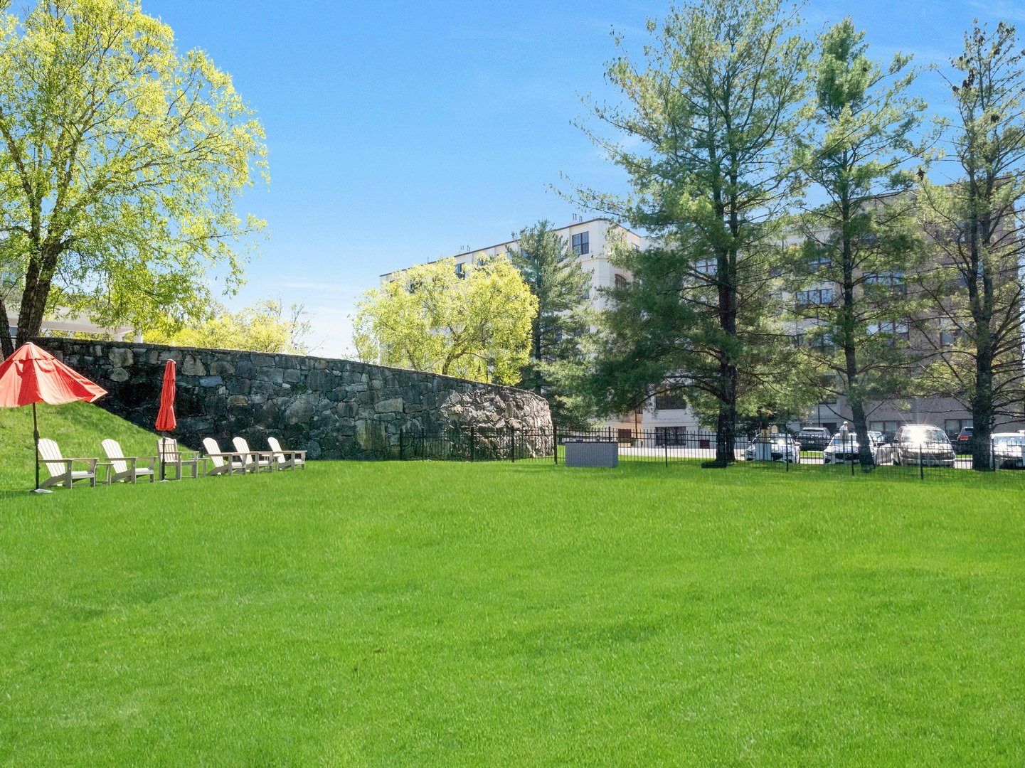 1 Scarsdale Road  #319 Photo 25