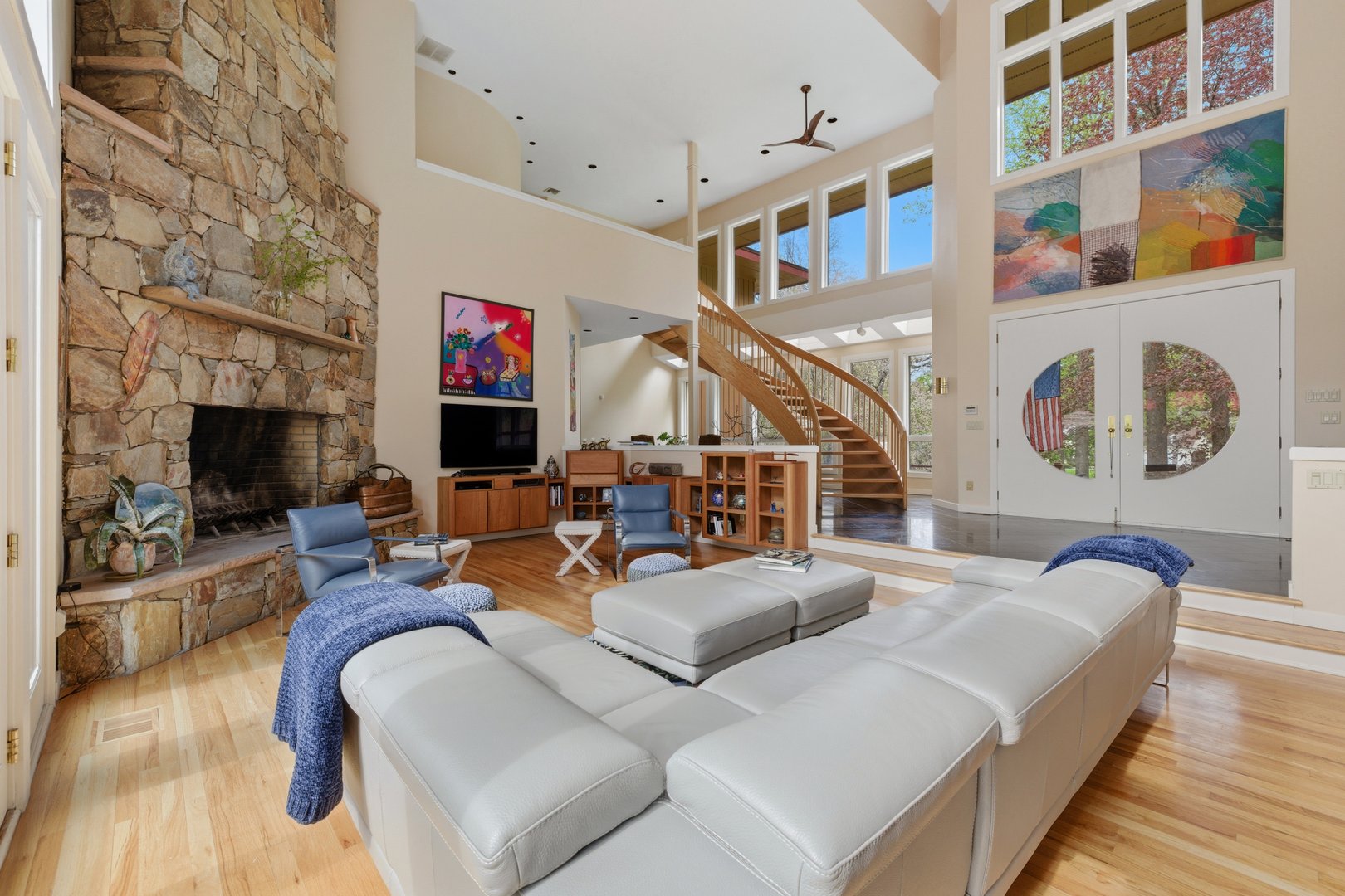85 Norrans Ridge Drive Photo 5