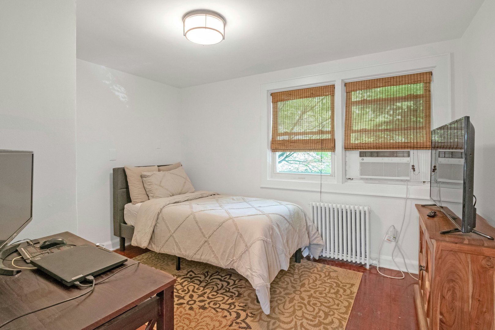 199 Taxter Road Photo 20