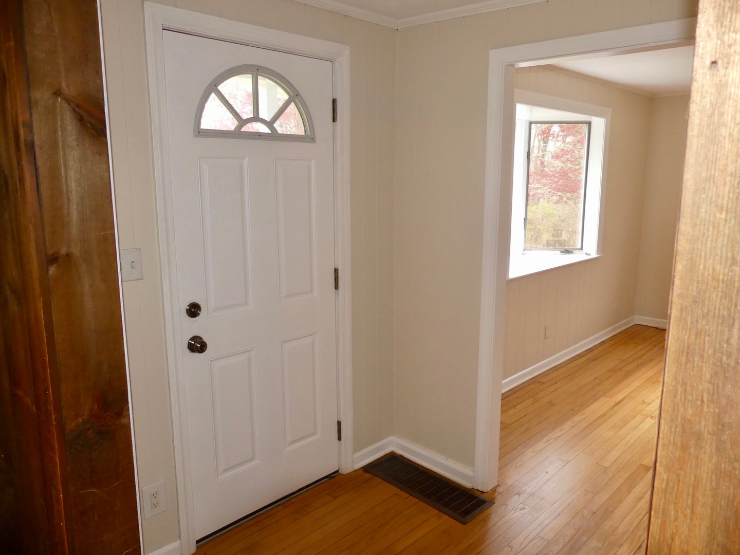 21 Winthrop Road Photo 7