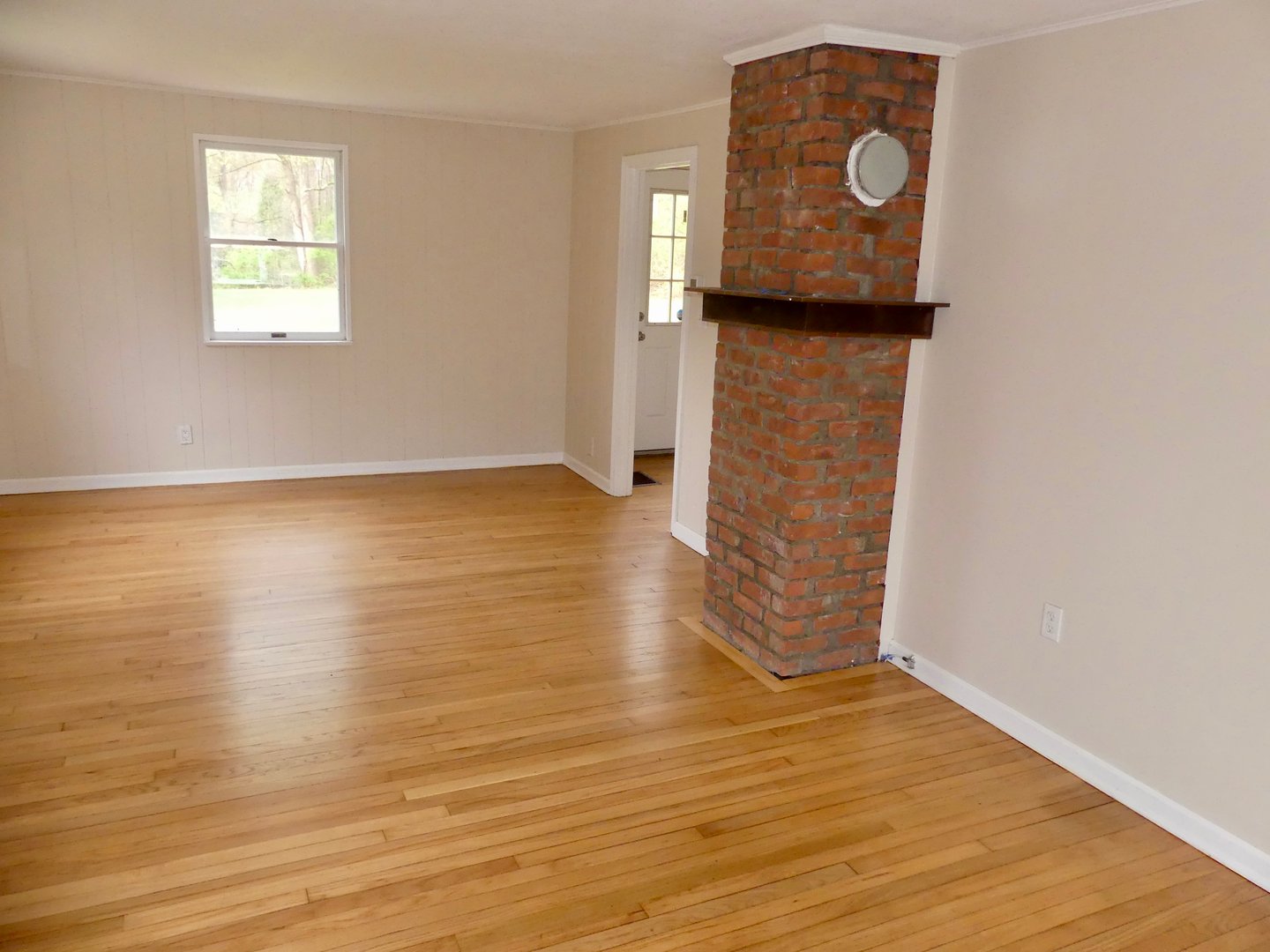 21 Winthrop Road Photo 10