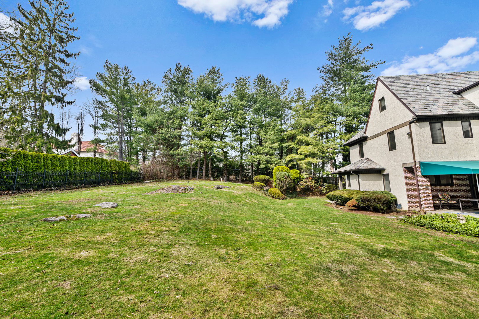 44 Fenimore Road Photo 34