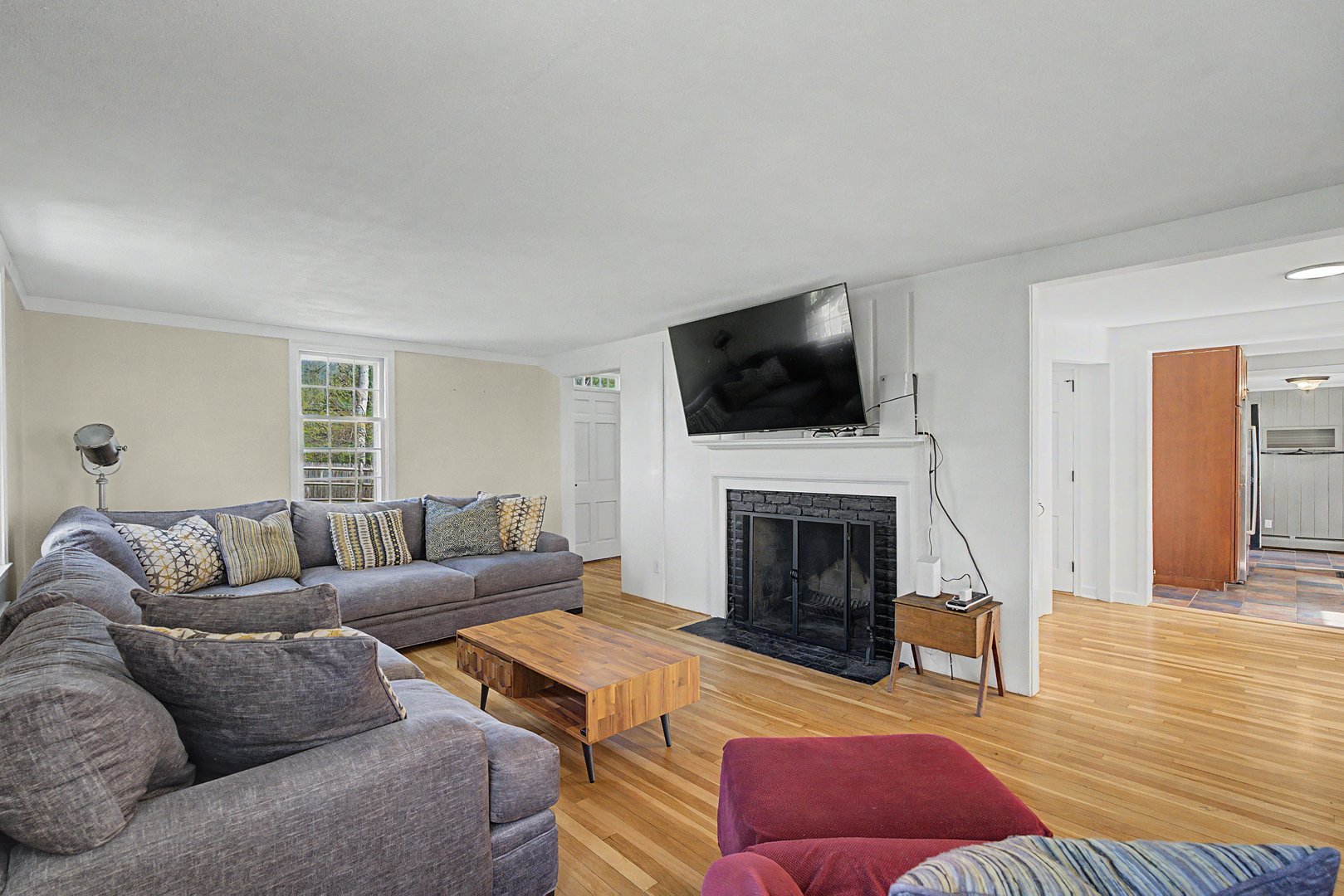 304 Bushy Hill Road Photo 14