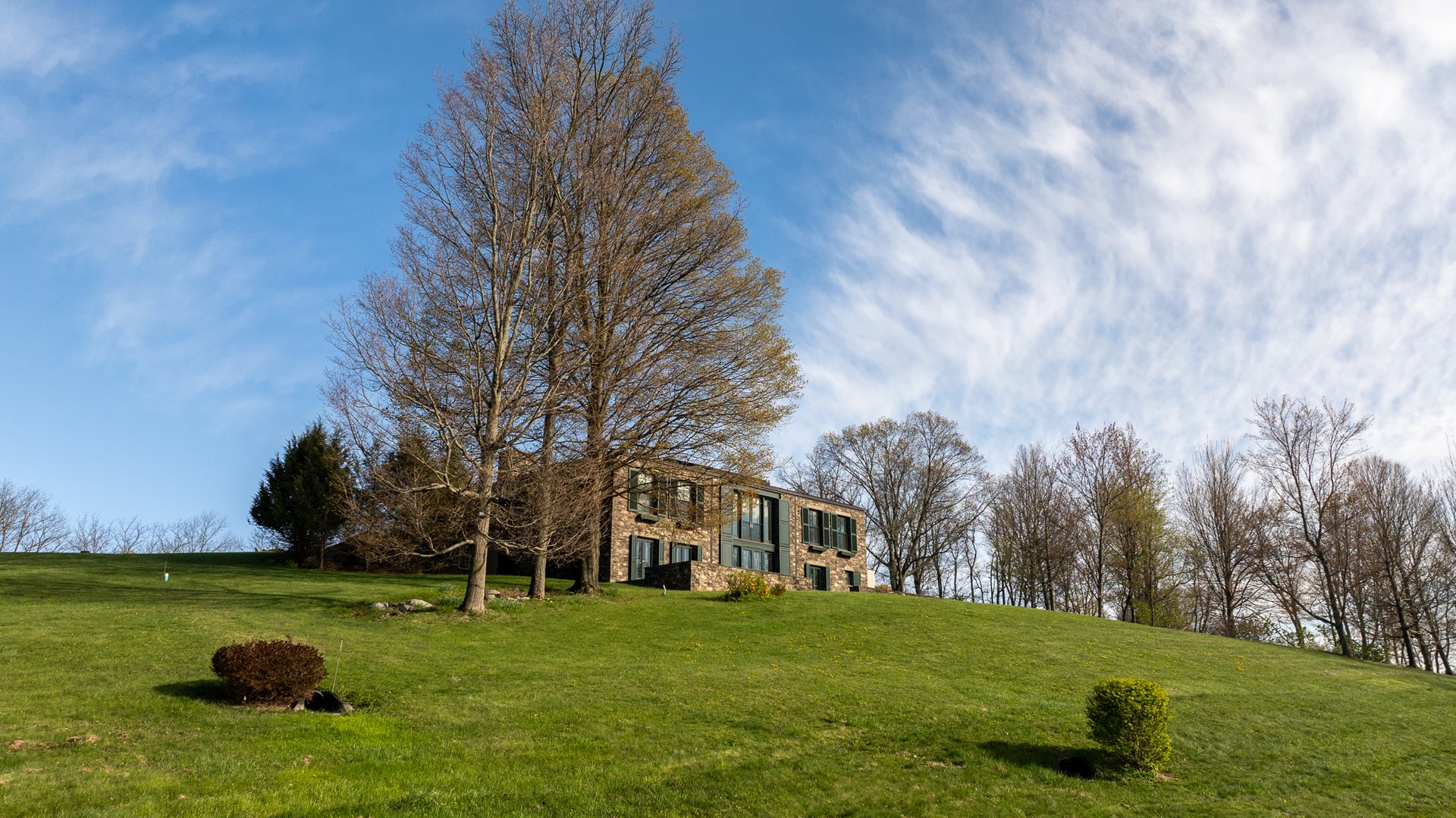 1135 Duell Road Photo 2