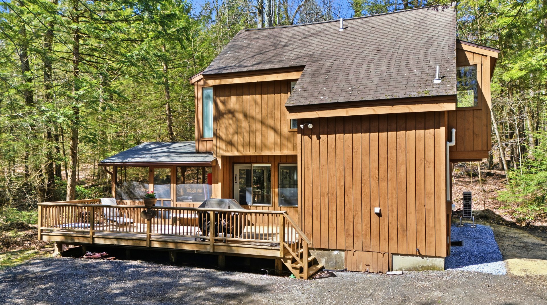 311 Tamarack Trail Photo 2