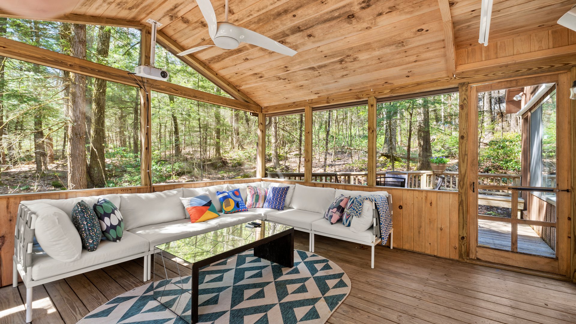 311 Tamarack Trail Photo 15