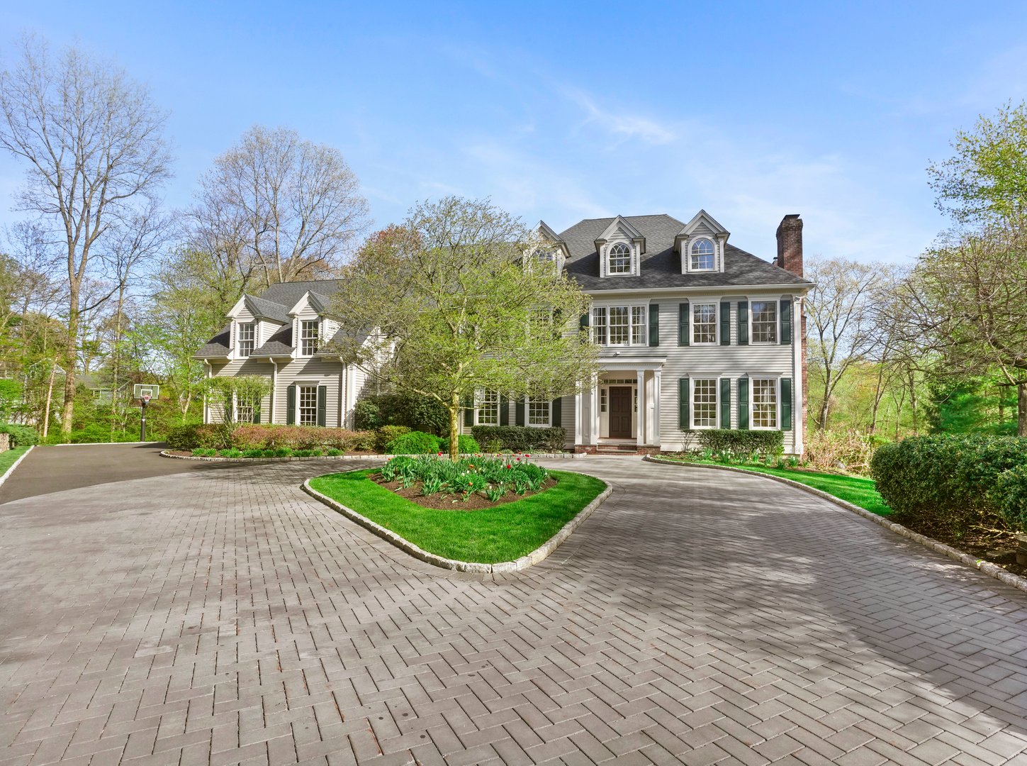 12 Brandon Circle Photo 1