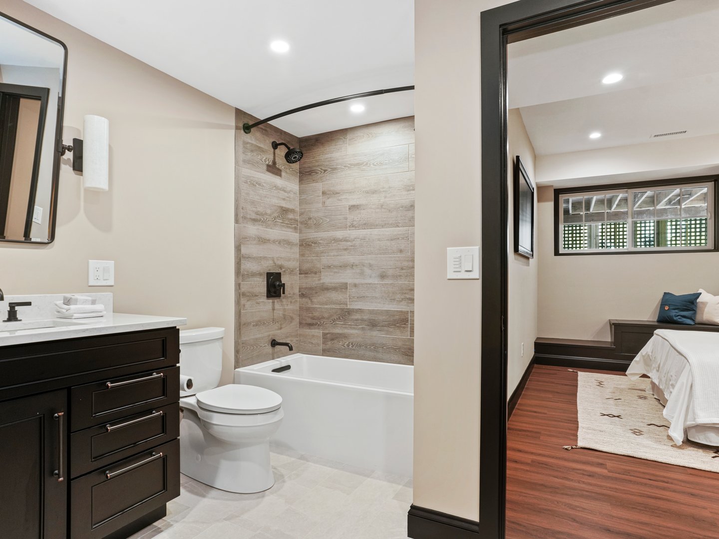 12 Brandon Circle Photo 33