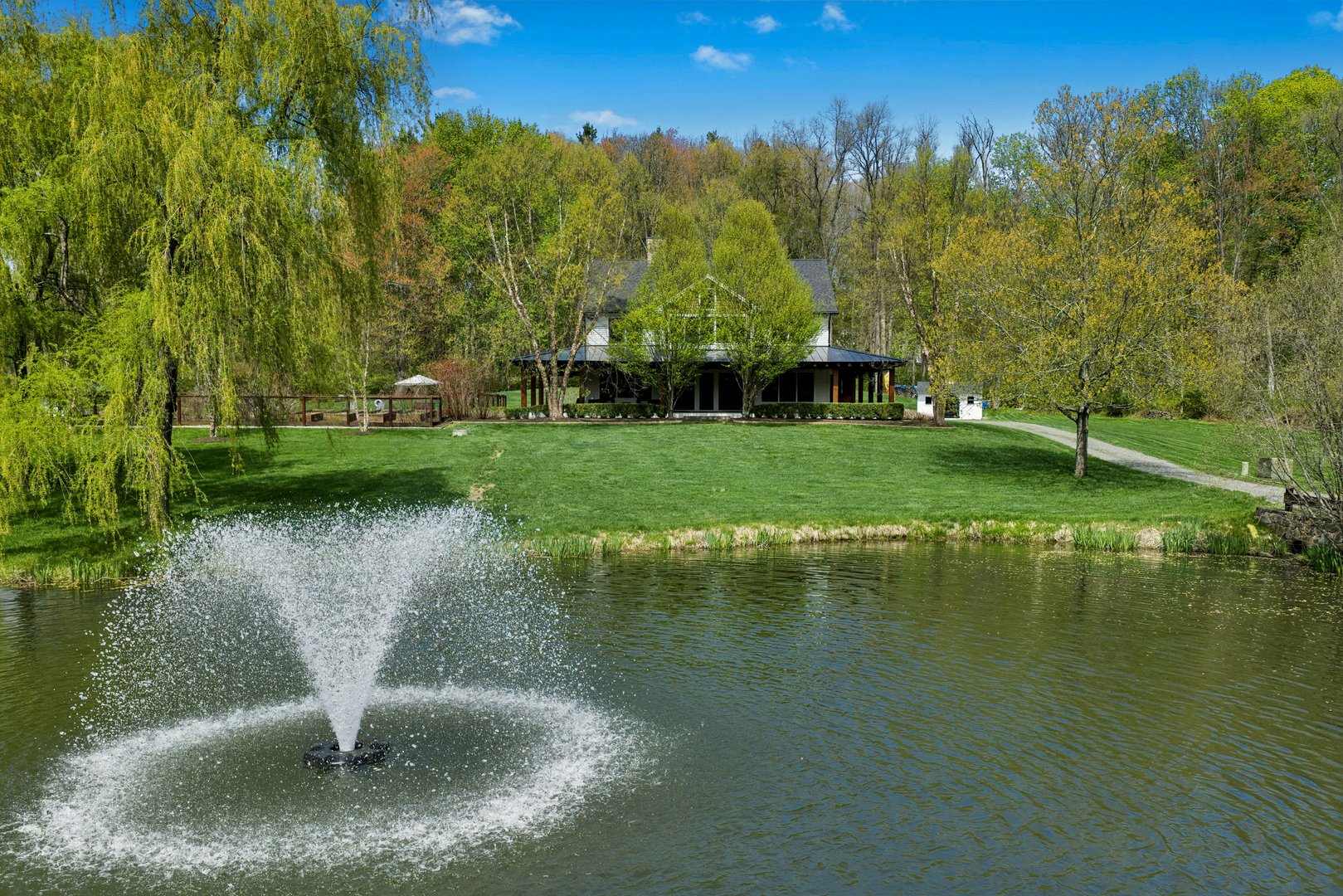15 Silversmith Lane Photo 34