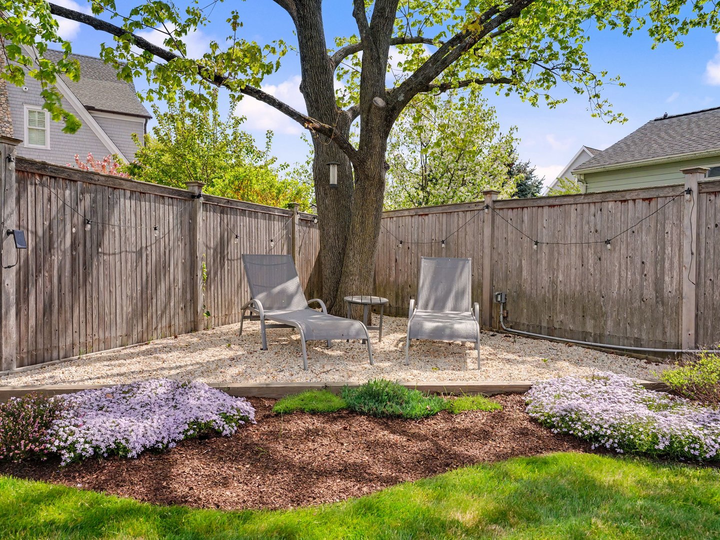 47 Shorefront Park Photo 32