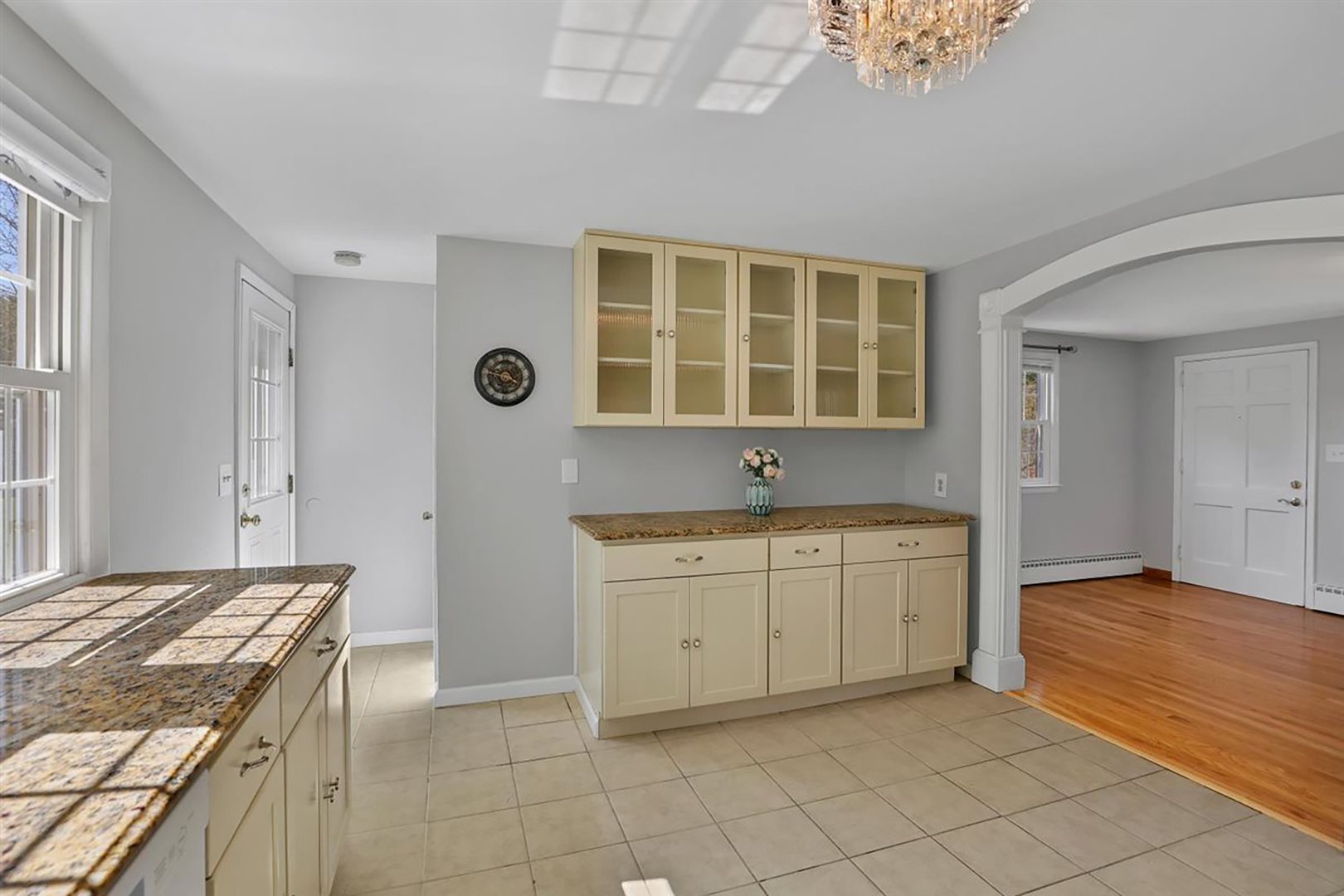 7 Mohawk Drive Photo 11