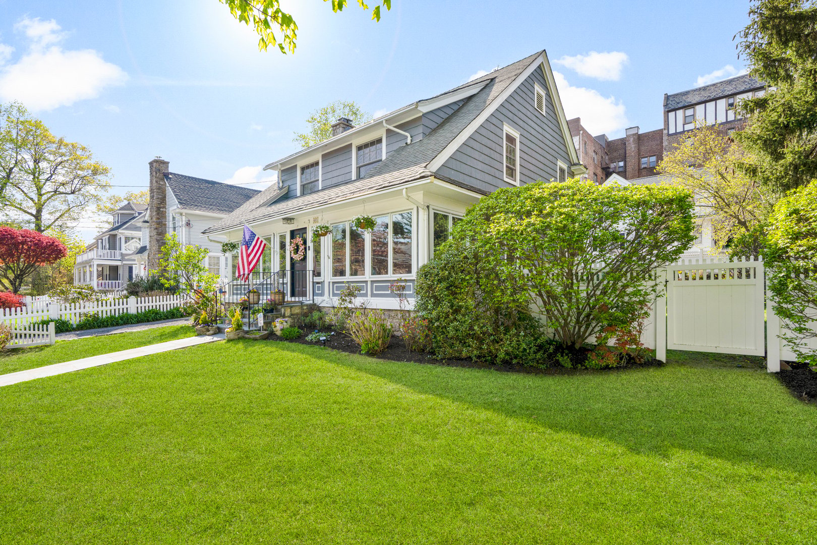 405 Cortlandt Avenue Photo 4