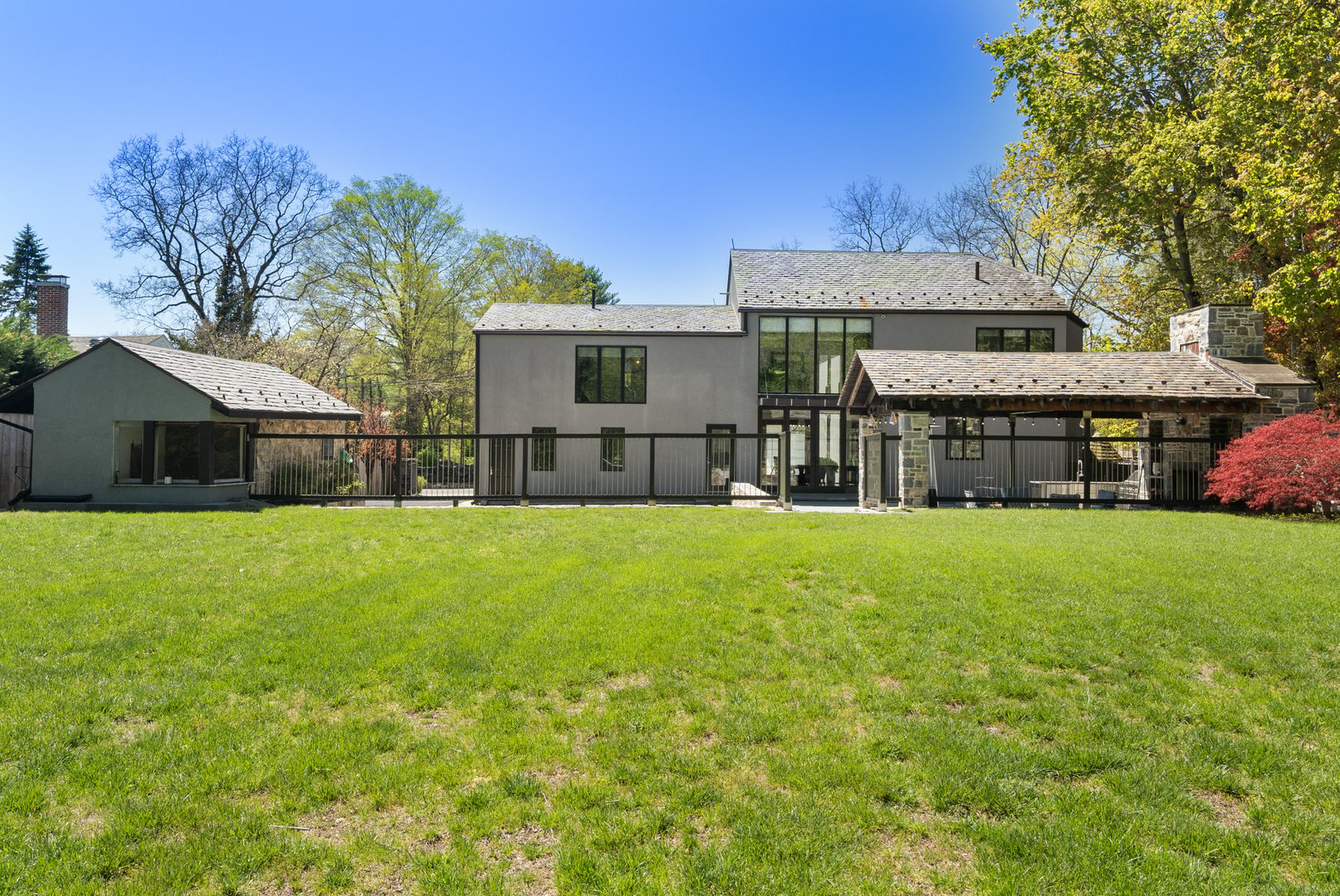 176 Ponus Avenue Photo 31