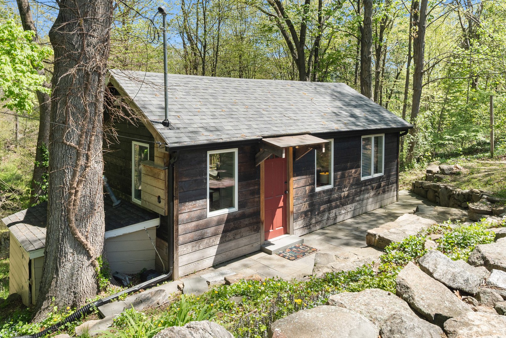 176 Ponus Avenue Photo 34